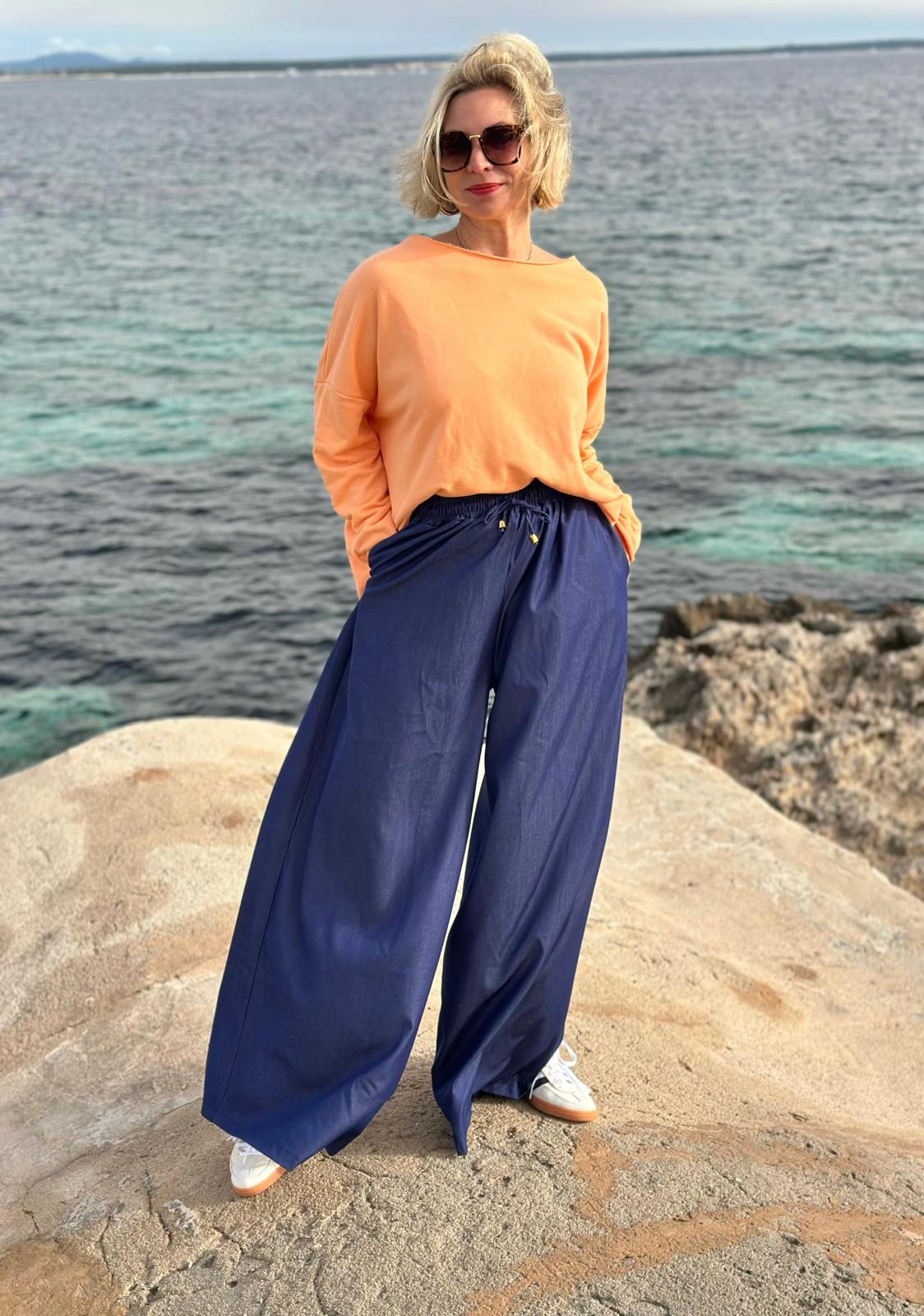 Super stylische Tencel Hose mit weitem Bein und Kordelzug in NAVY-BLAU