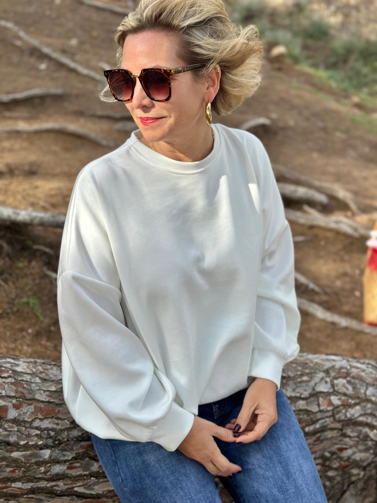 Süßes Lieblingssweatshirt in Cremé