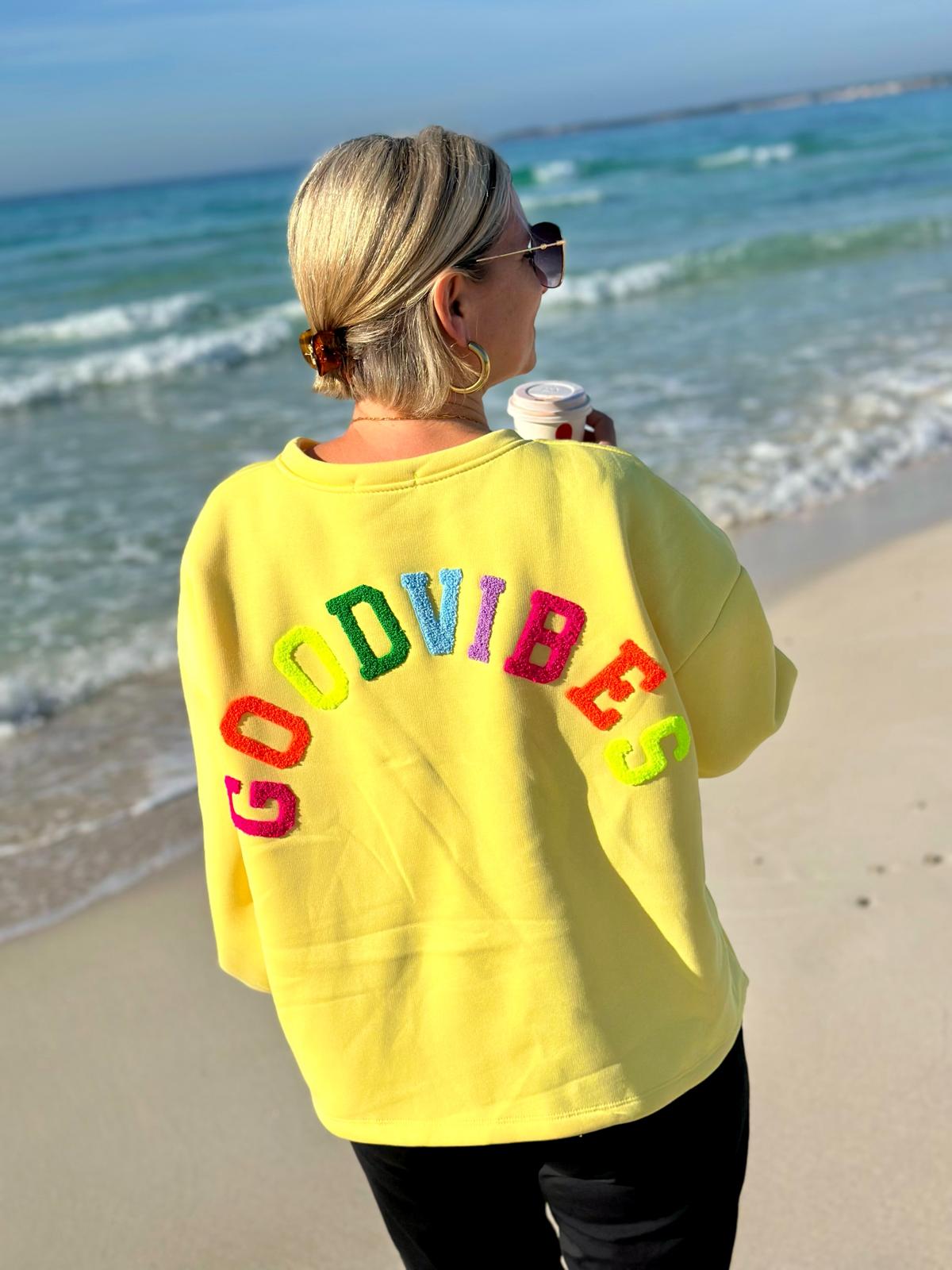 GOOD VIBES Statement Sweatshirt in Lemon Yellow