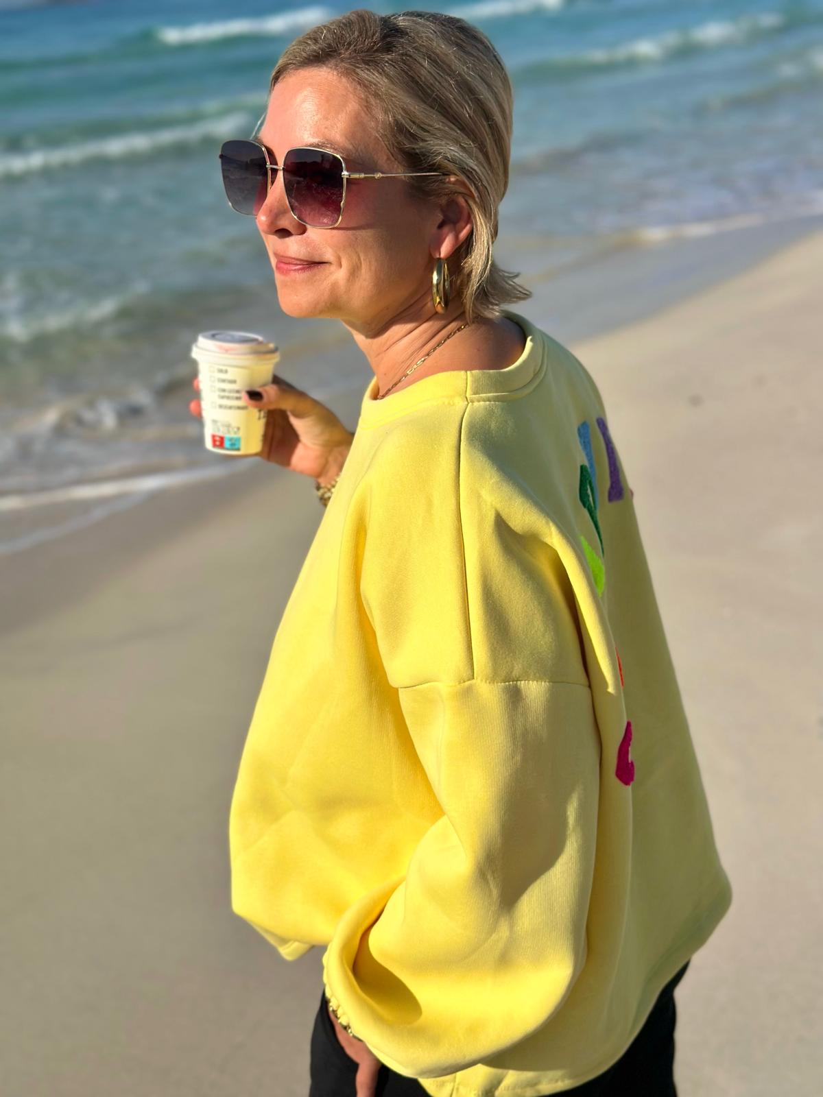 GOOD VIBES Statement Sweatshirt in Lemon Yellow