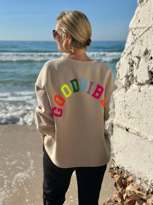 GOOD VIBES Statement Sweatshirt in SAND BEIGE