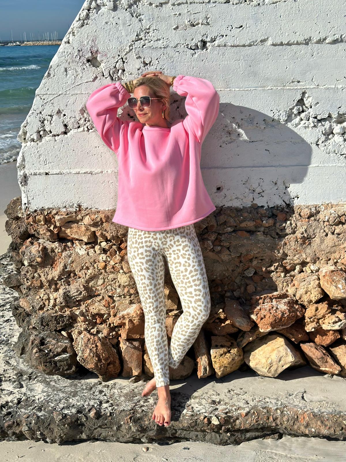 Leo Essential Leggings – Cream & Sand