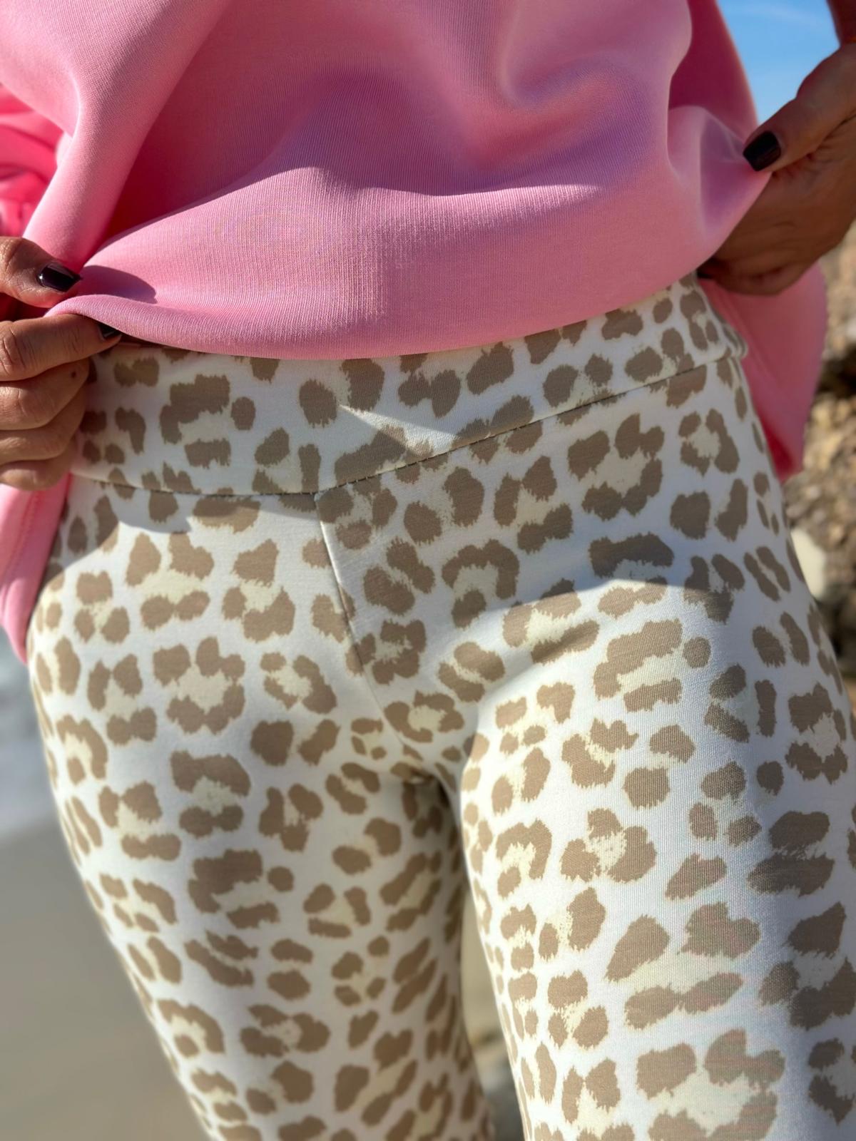 Leo Essential Leggings – Cream & Sand