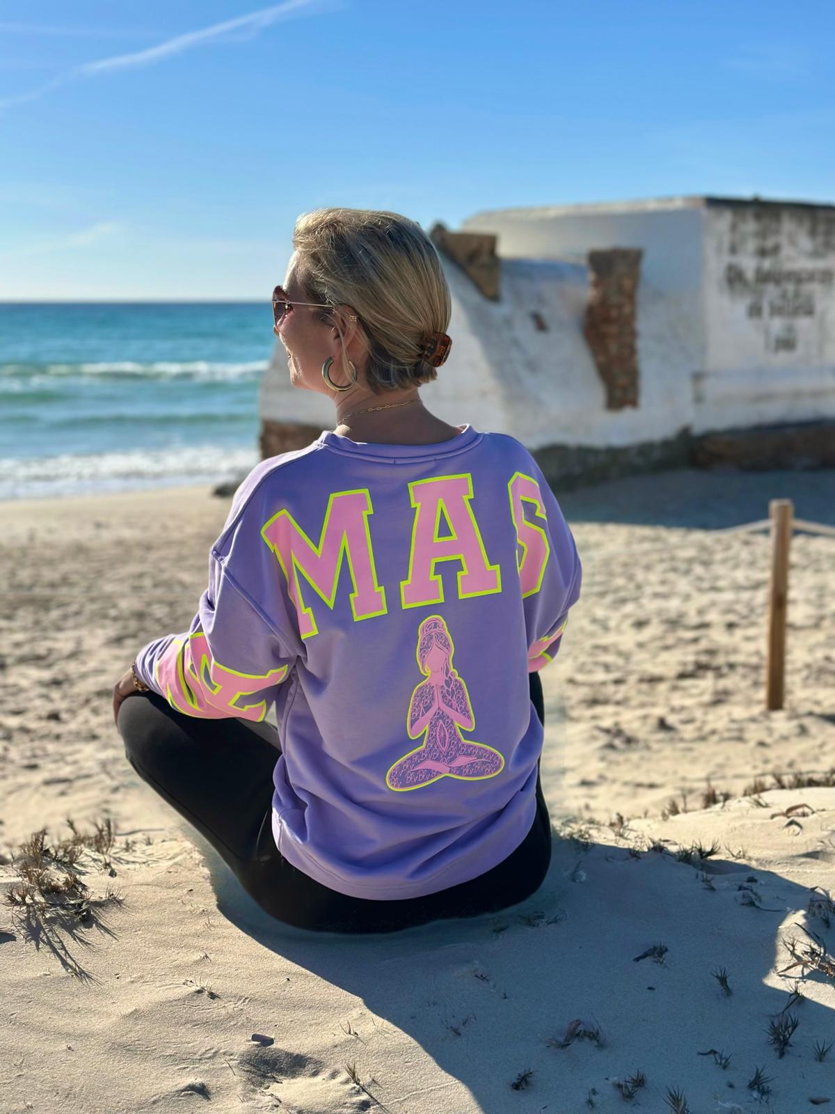 NAMASTE Statement Sweatshirt – Funny Flieder