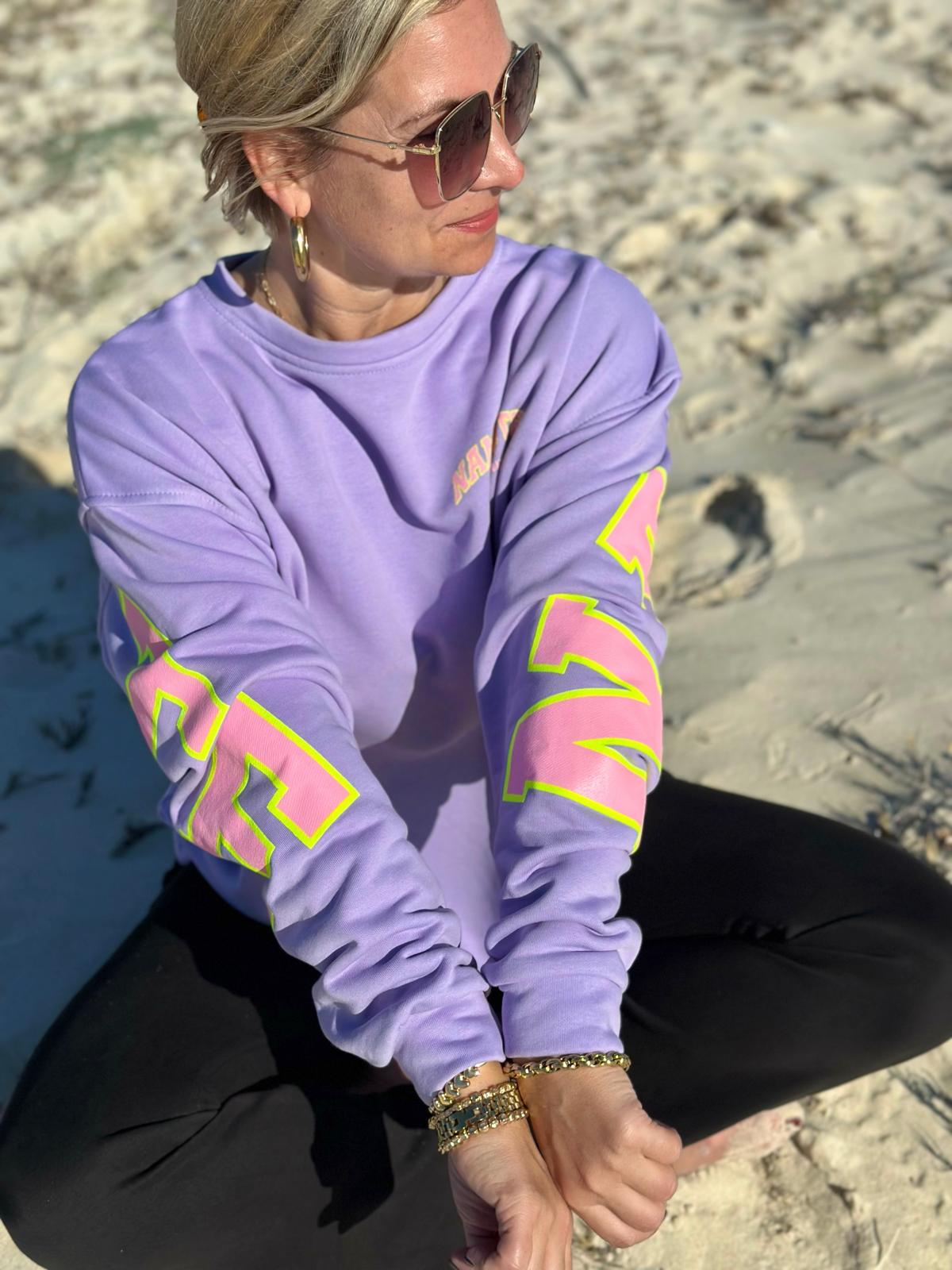 NAMASTE Statement Sweatshirt – Funny Flieder