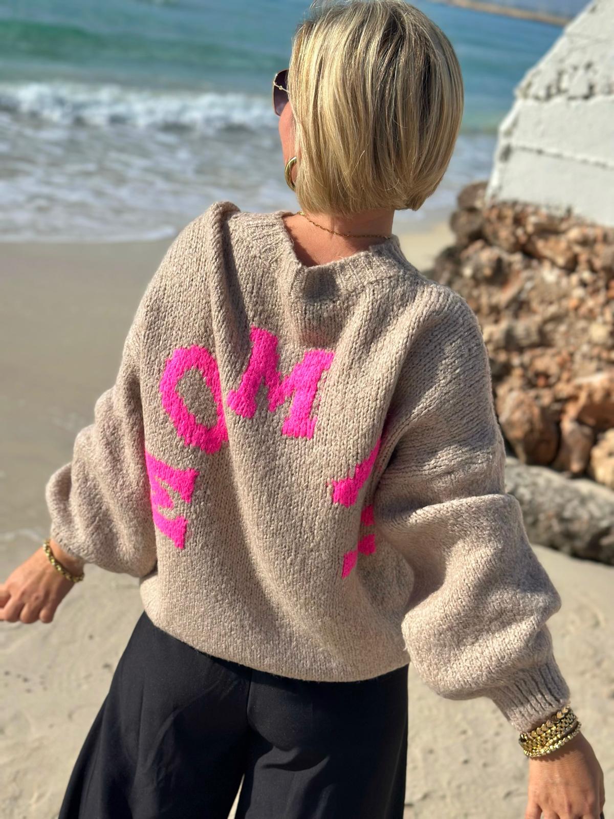 Mommy – Strickpullover mit Statement-Rücken in Taupé