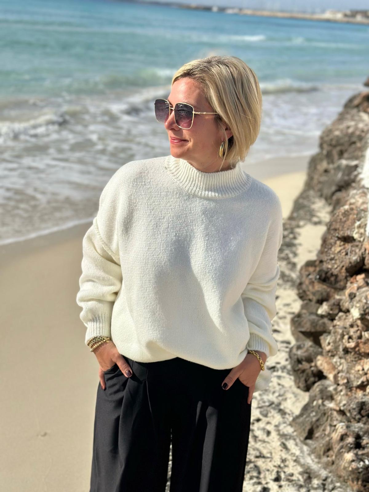 Feel Good Knit – Rollkragenpullover in Weiß