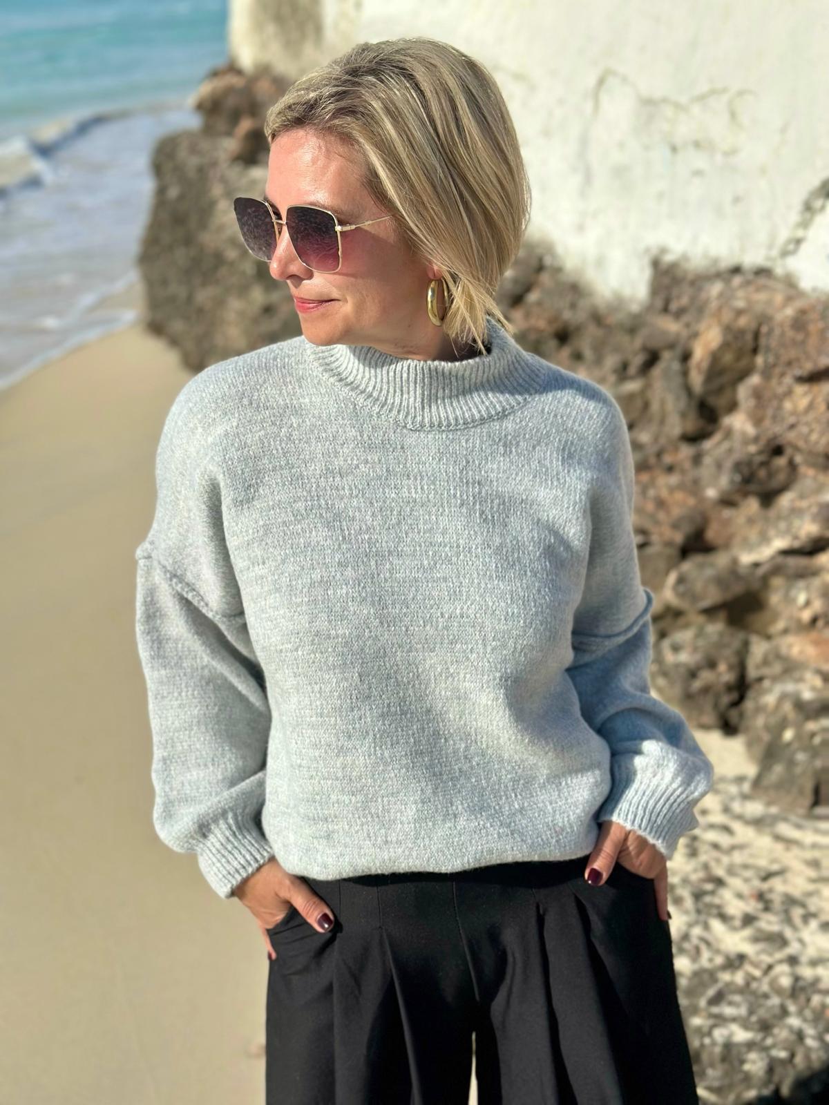 Feel Good Knit – Rollkragenpullover in Grau