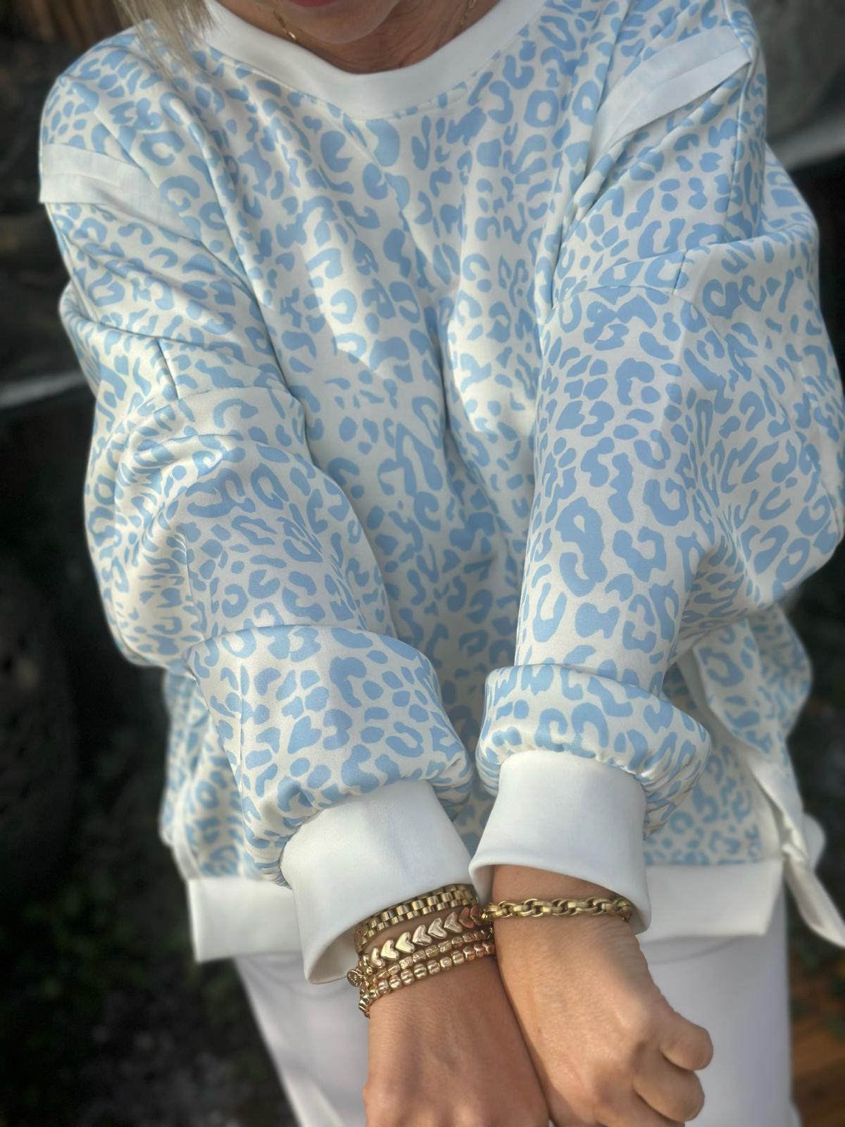 Wild & Cozy – Leo Sweatshirt in Ocean