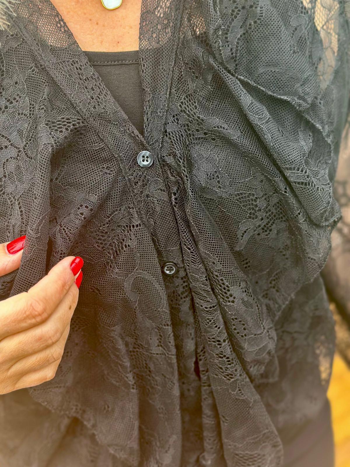 Pure Elegance Spitzenbluse in Schwarz