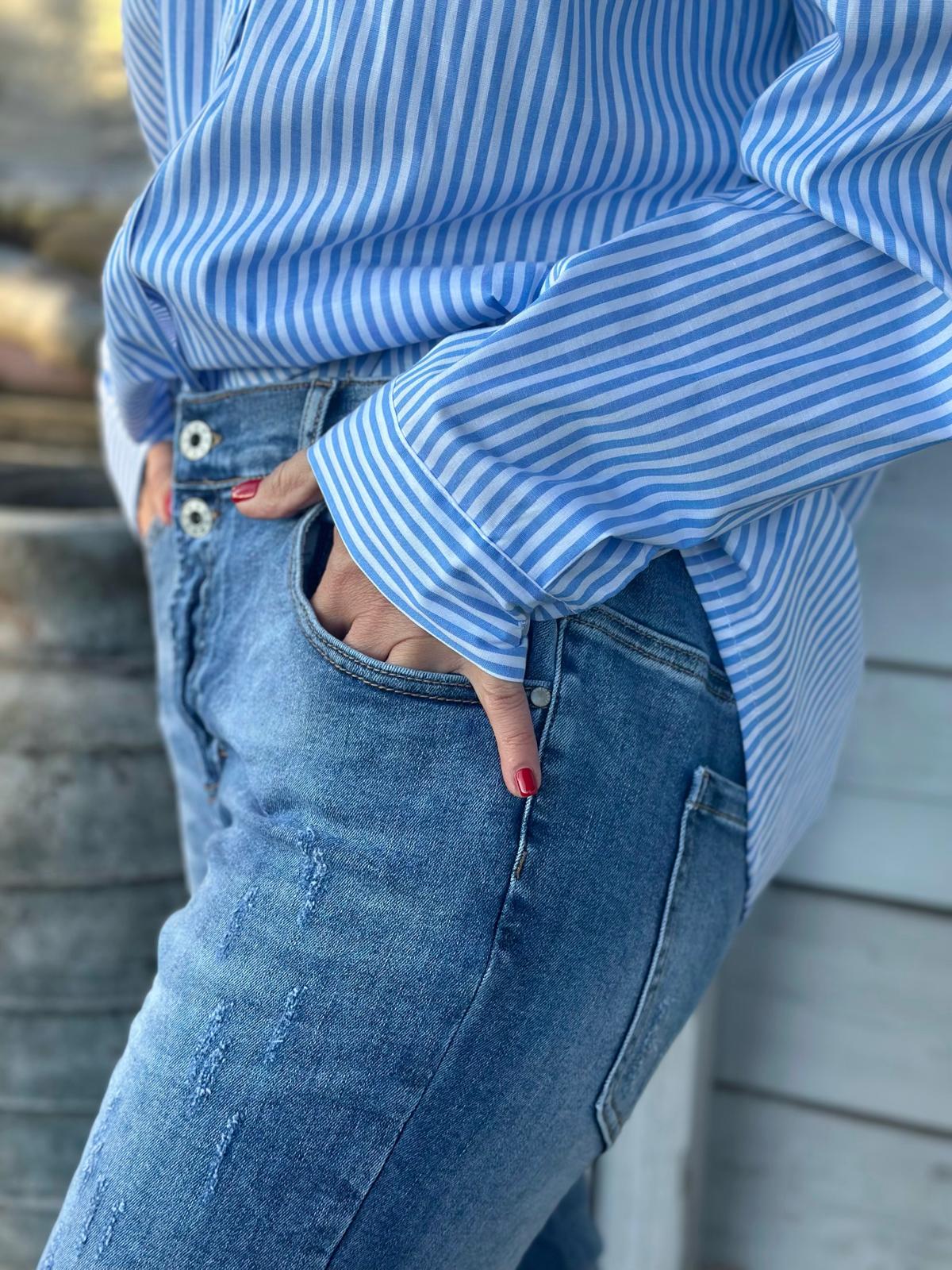 Lässige Everyday Jeans mit Used-Details