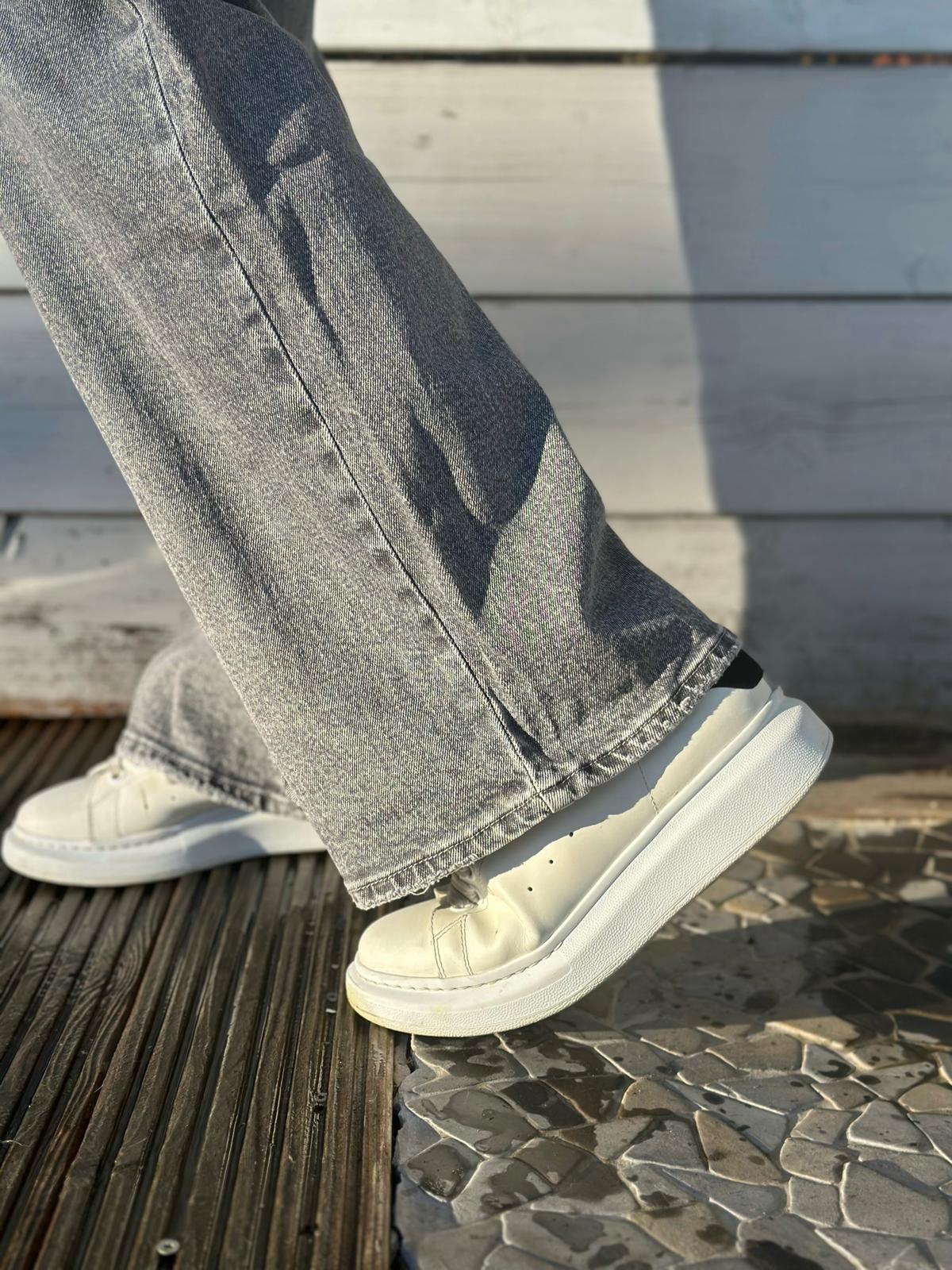 Grey Comfort Jeans mit modernem Straight Fit