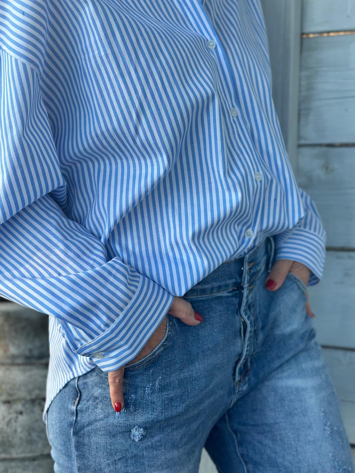 Stylische Streifenbluse "Love in the sun" in Hellblau