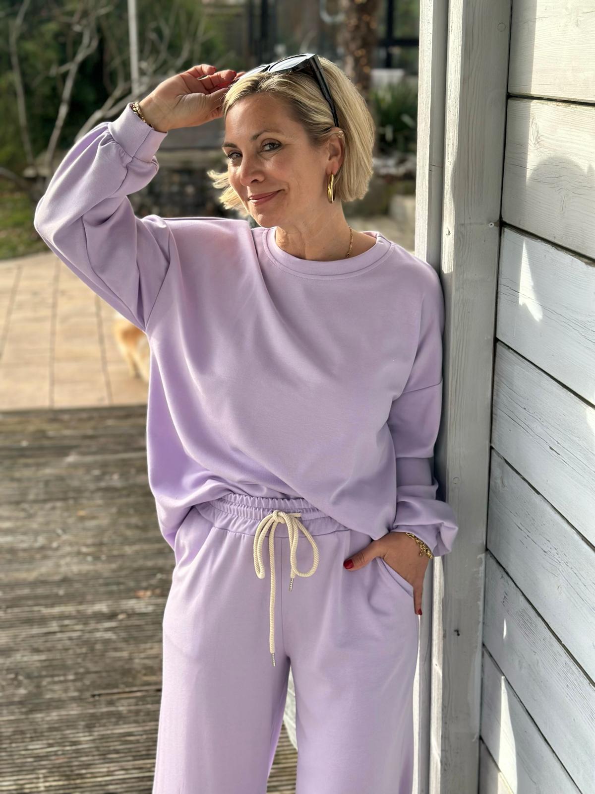 Soft Touch Sweatshirt in Flieder