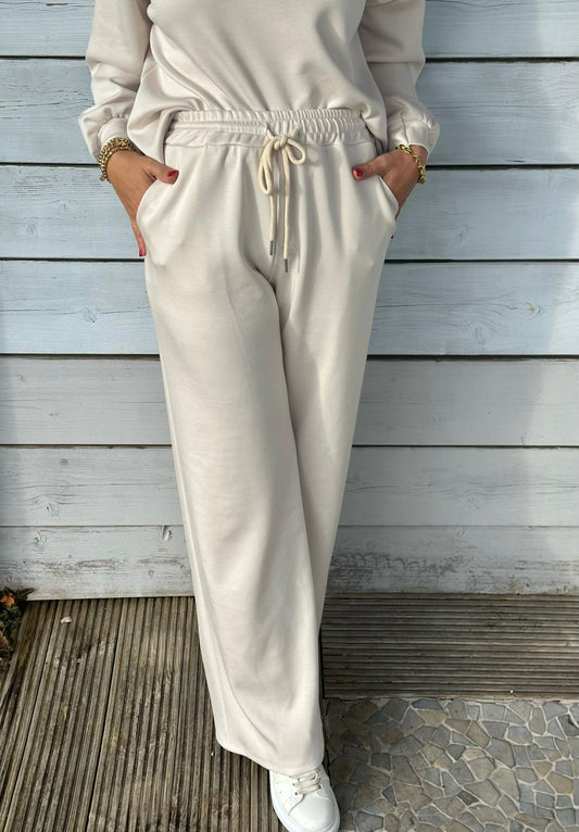 Soft Touch Jogpants in Cremé