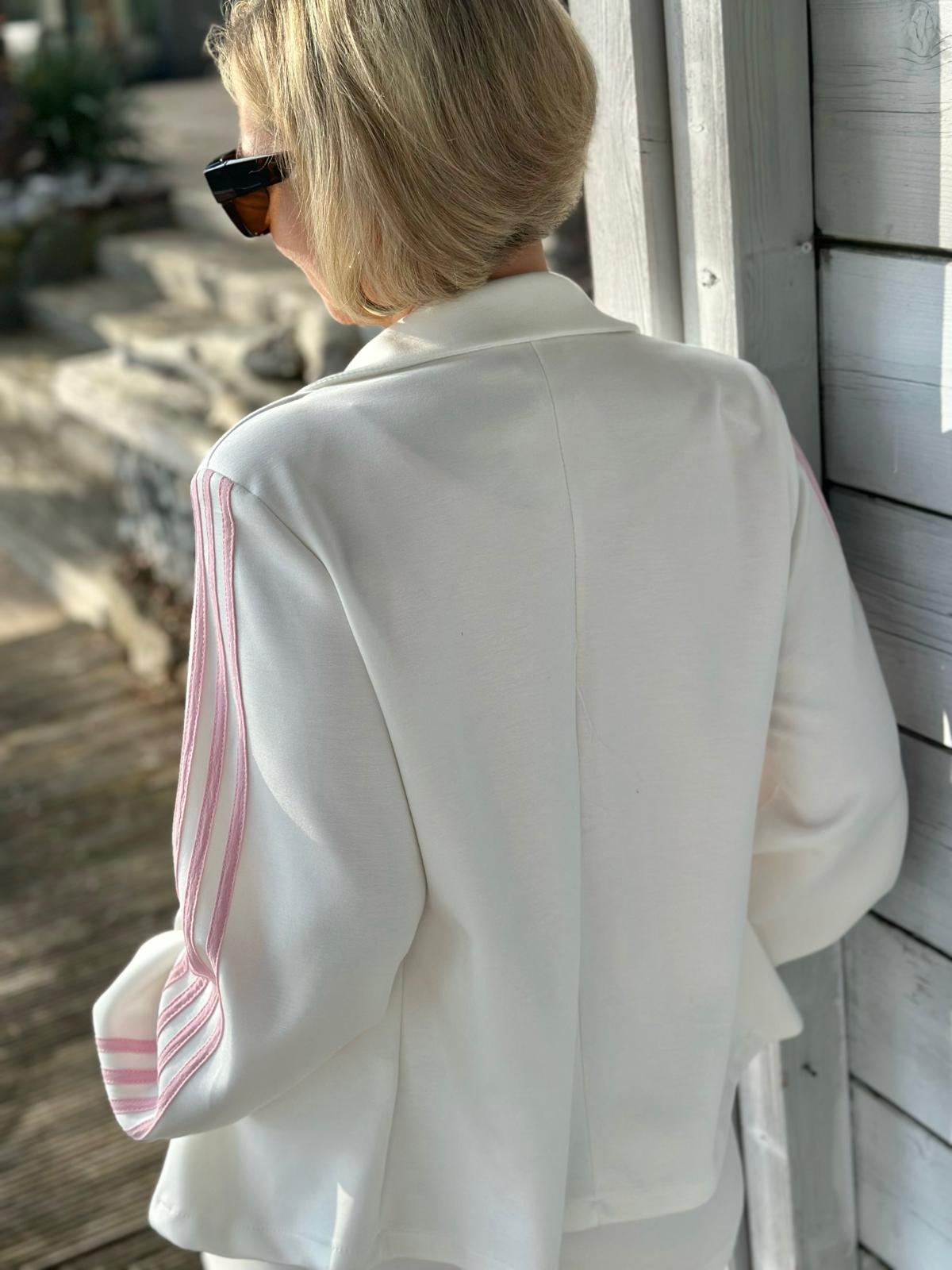 Edler Soft-Blazer mit rosé Streifen in Weiss