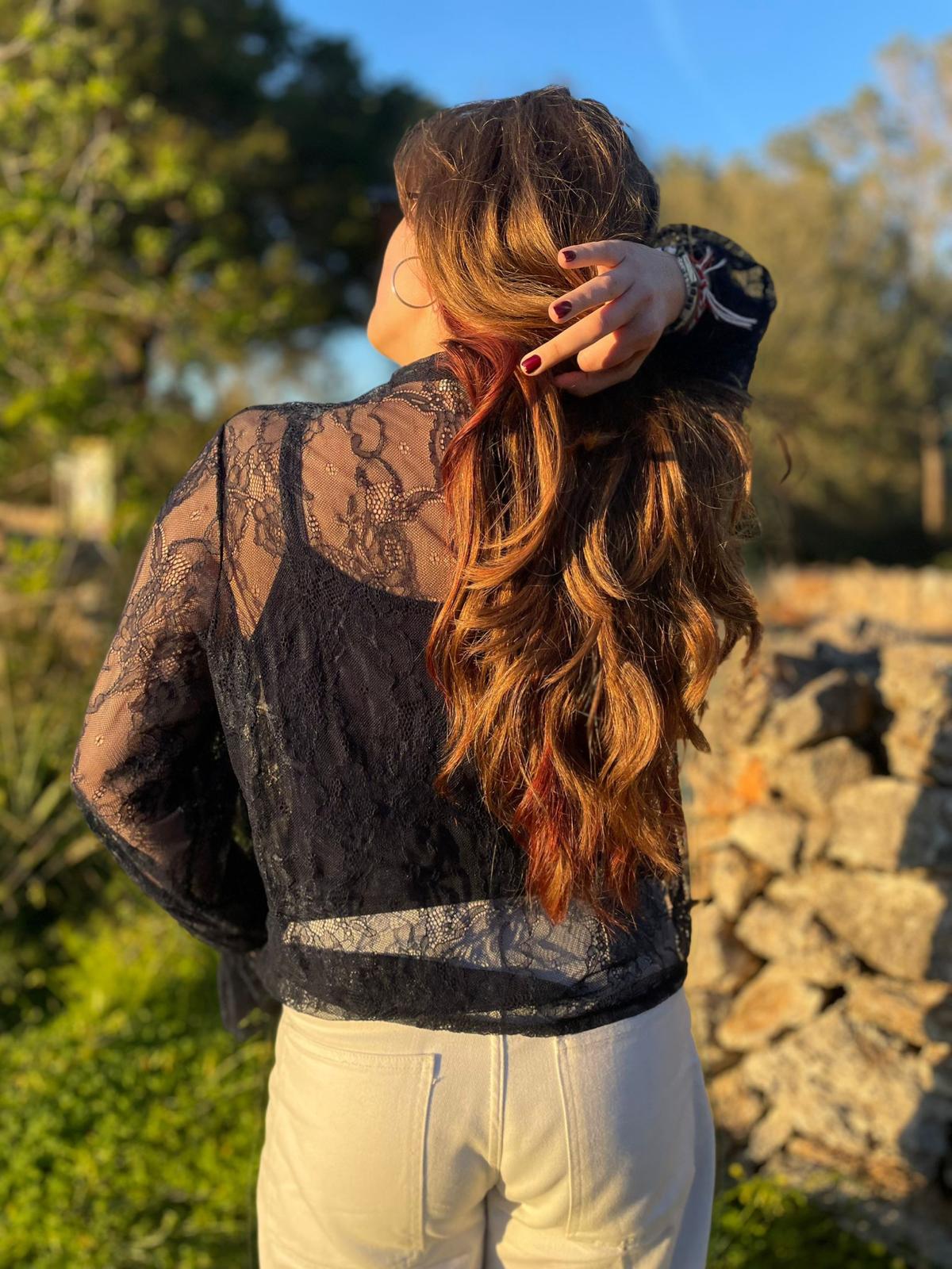 Pure Elegance Spitzenbluse in Navy
