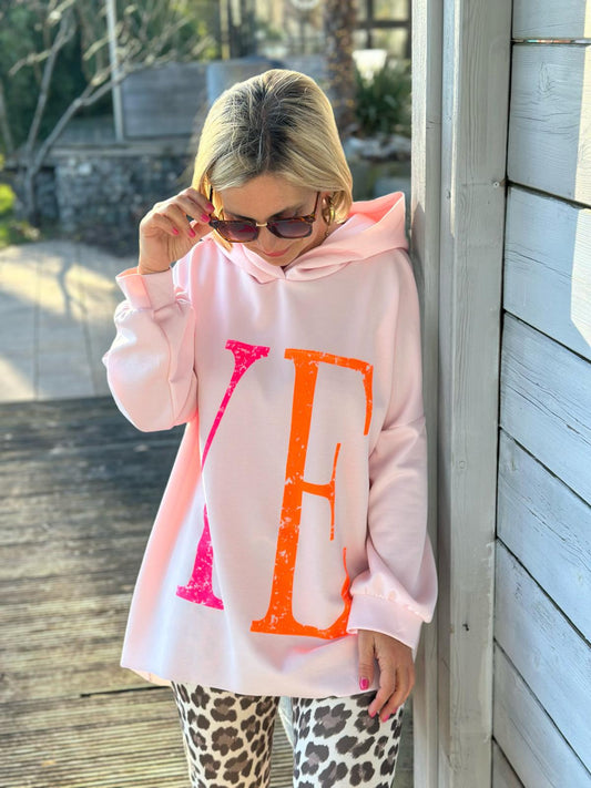 Oversize Hoodie „YEAH“ mit Front- & Backprint in Rosa