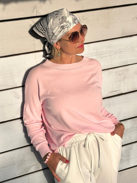 Soft Summer Knit – leichter Langarm-Pullover in Rosa