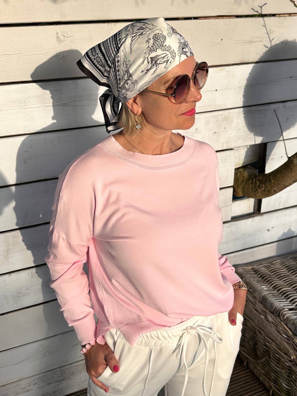 Soft Summer Knit – leichter Langarm-Pullover in Rosa