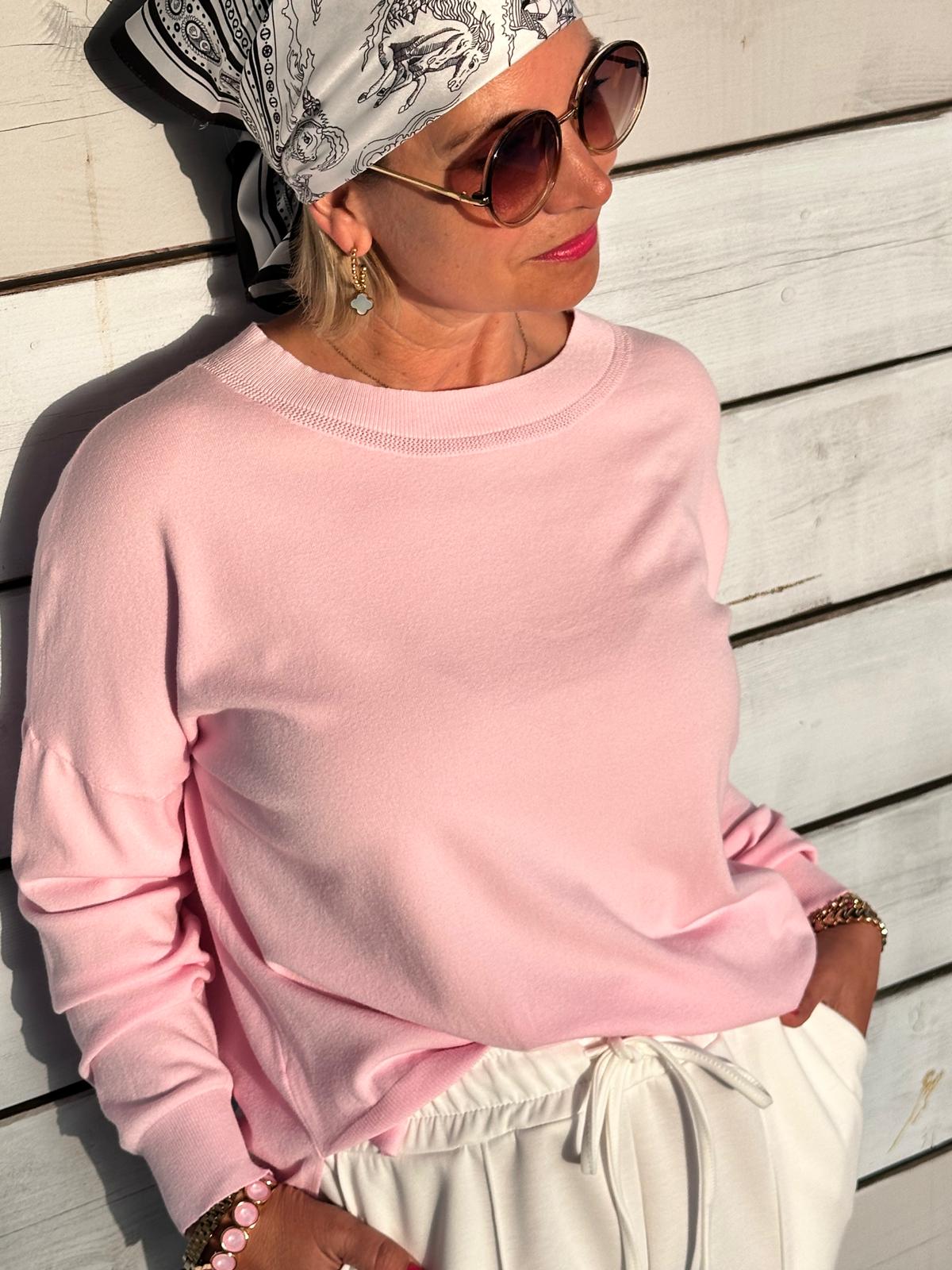 Soft Summer Knit – leichter Langarm-Pullover in Rosa
