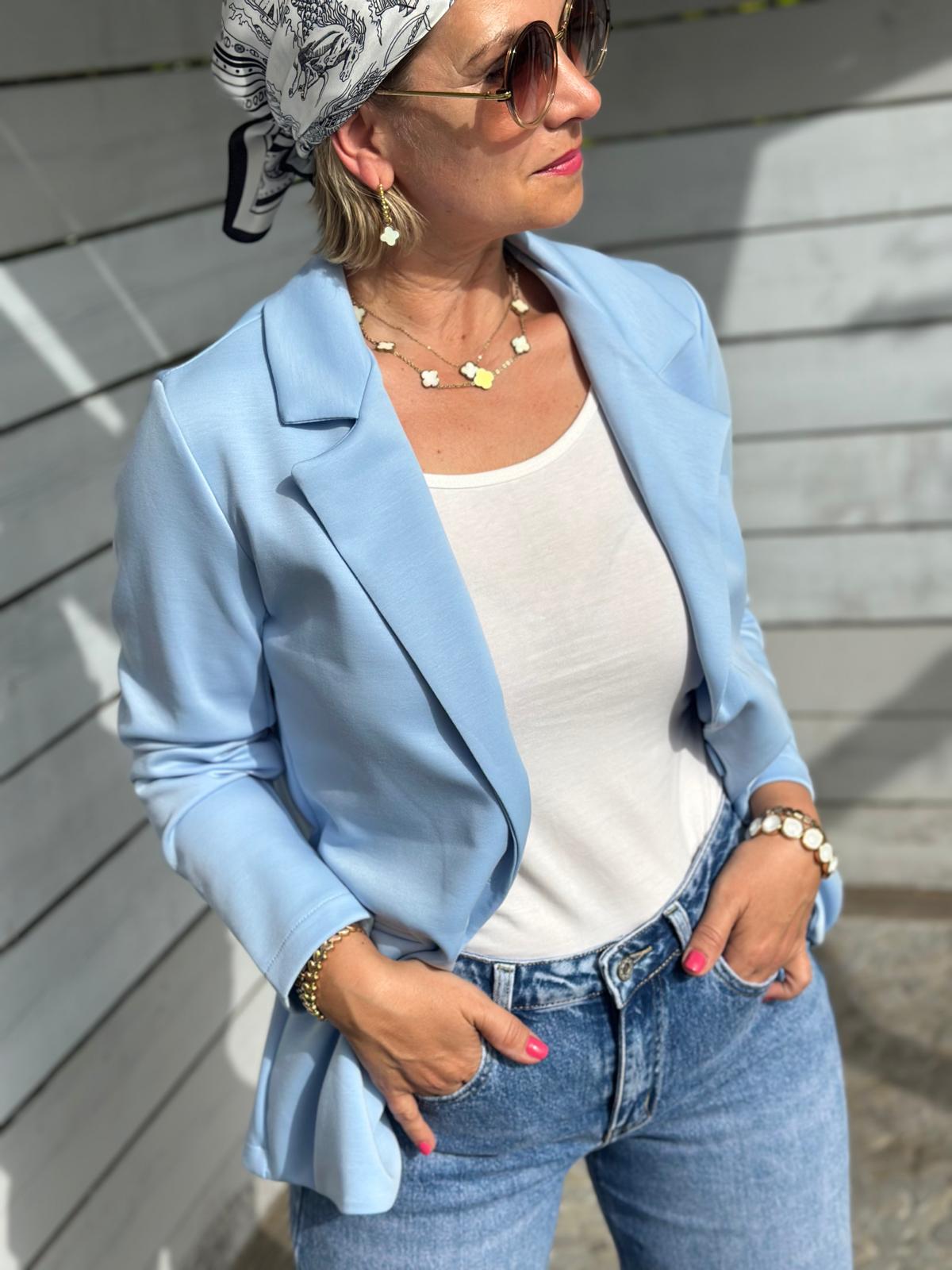 Eleganter Blazer „Pure Chic“ – Hellblau
