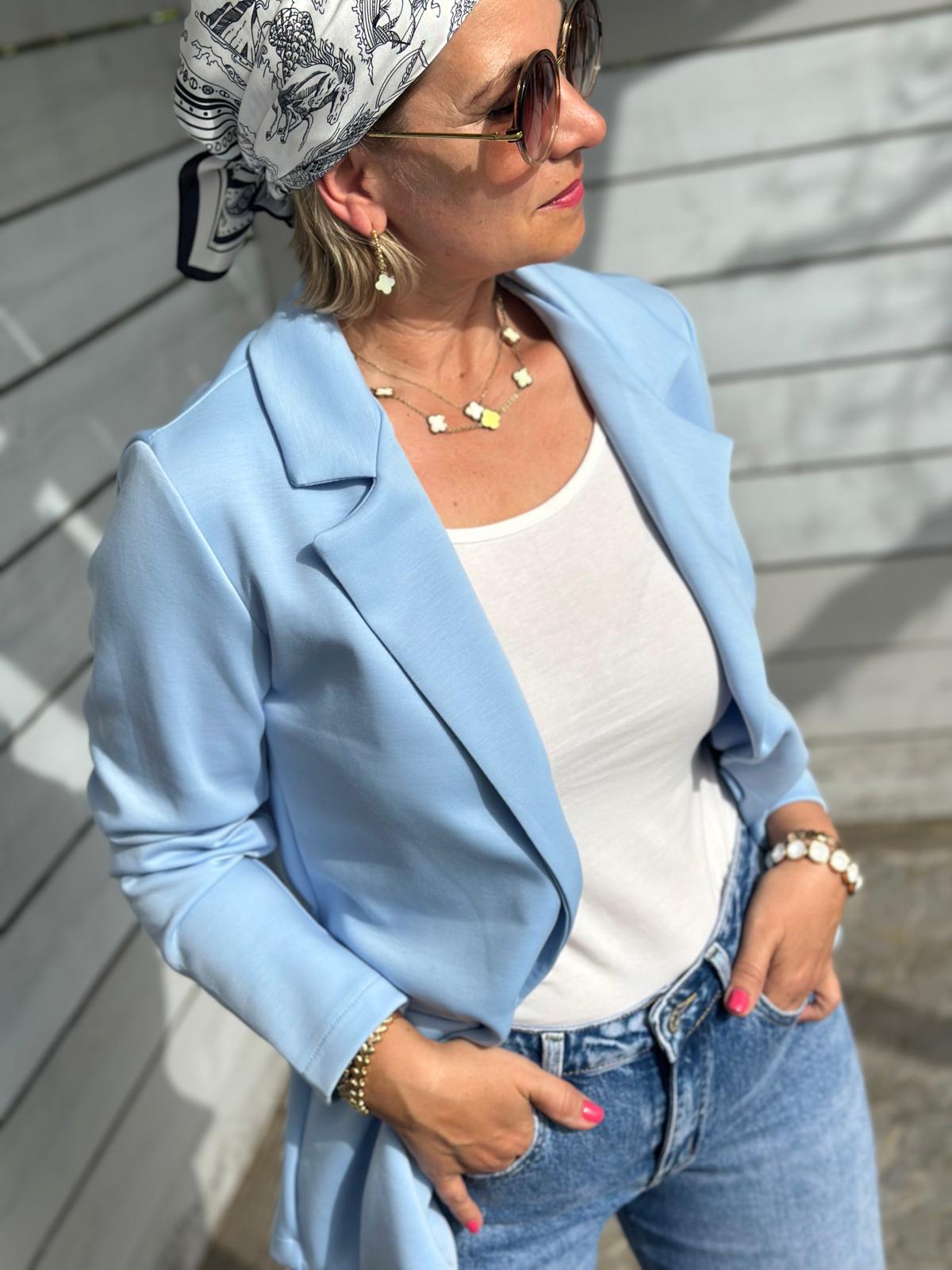 Eleganter Blazer „Pure Chic“ – Hellblau