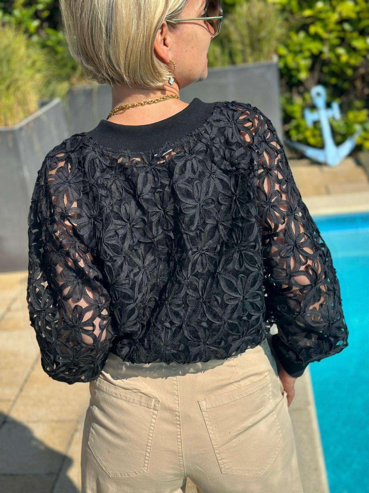 Jacke „Black Lace Bloom“