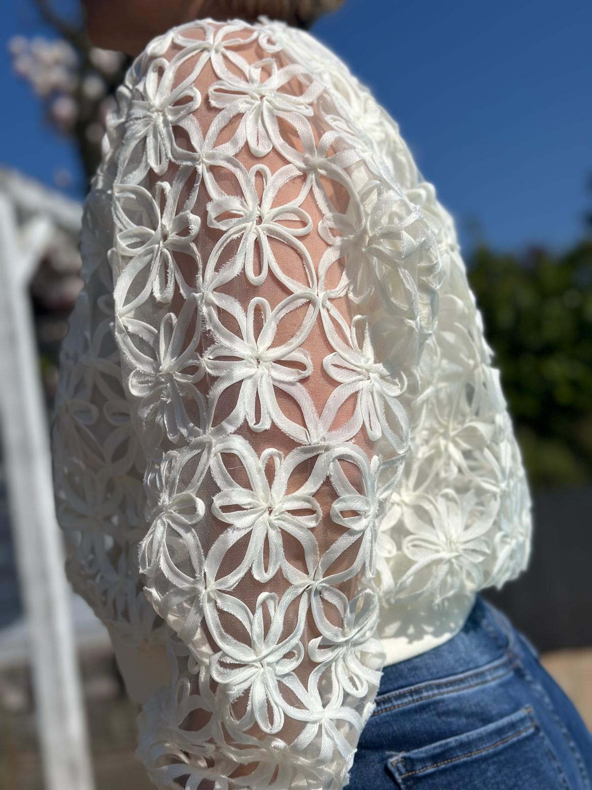 Jacke „Cremé Lace Bloom“