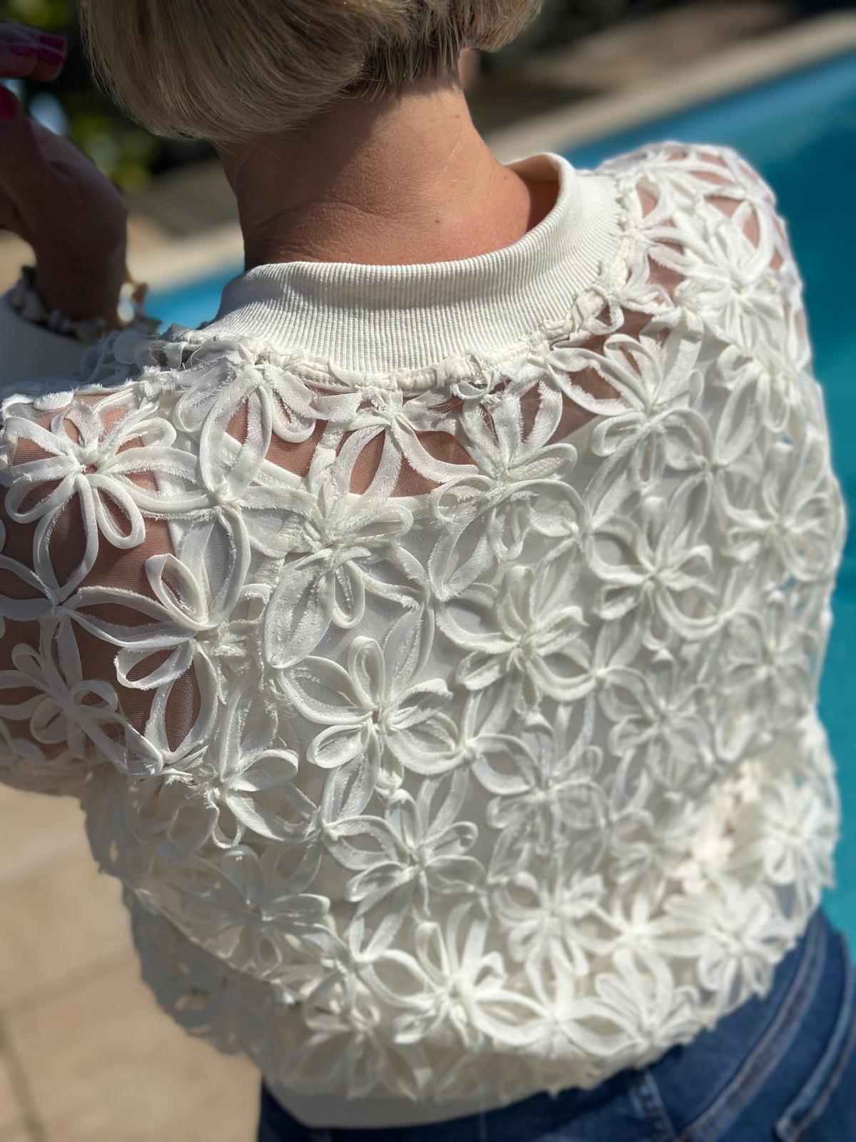 Jacke „Cremé Lace Bloom“