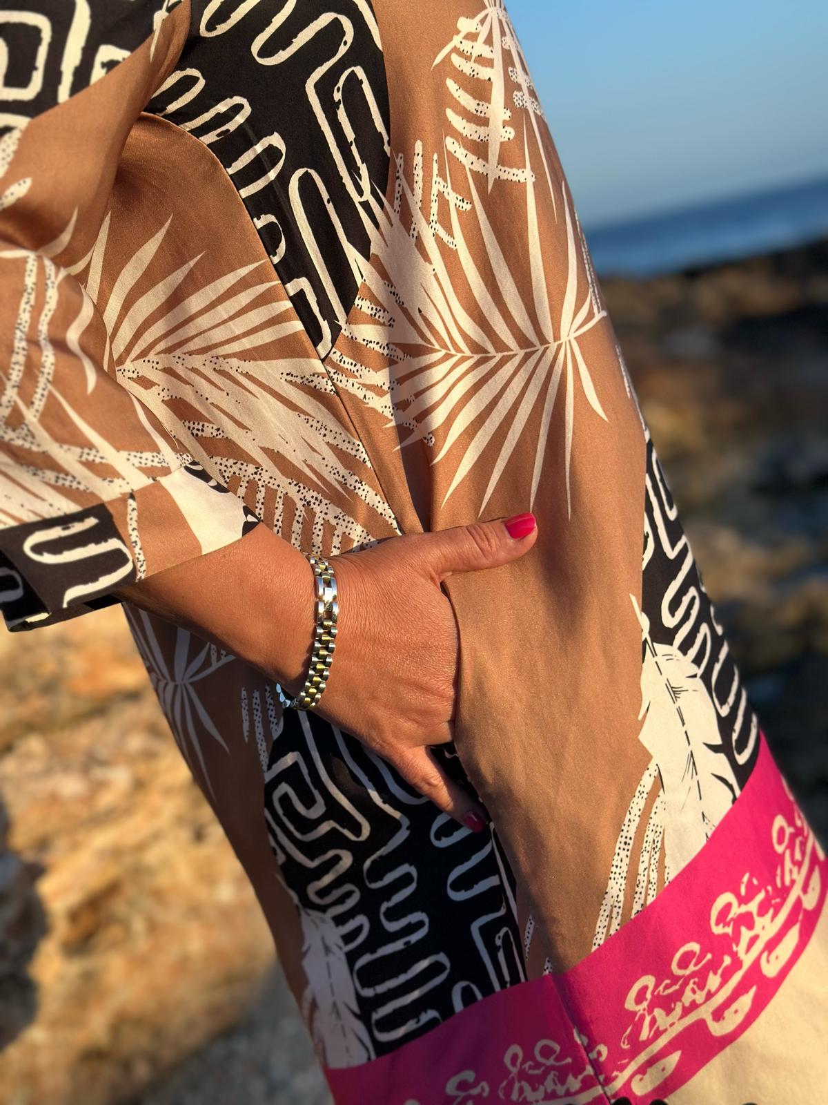 Sonnenkleid "Valentina" mit Print & Taschen - Black Palms