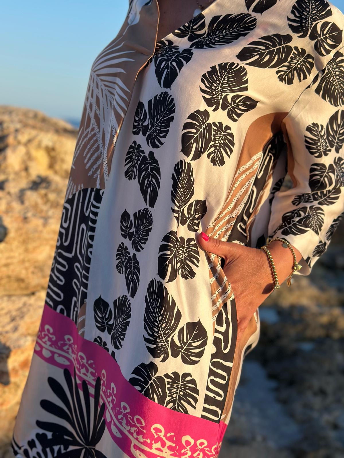 Sonnenkleid "Valentina" mit Print & Taschen - Black Palms