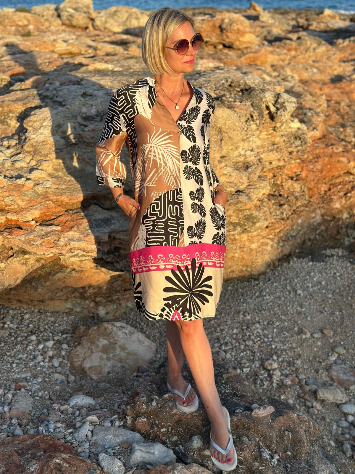 Sonnenkleid "Valentina" mit Print & Taschen - Black Palms
