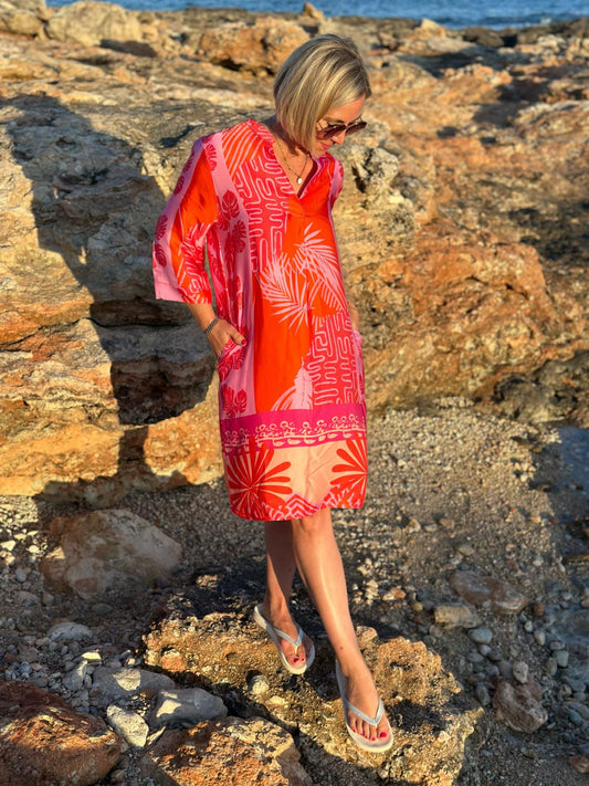 Sonnenkleid "Valentina" mit Print & Taschen - Lava Red