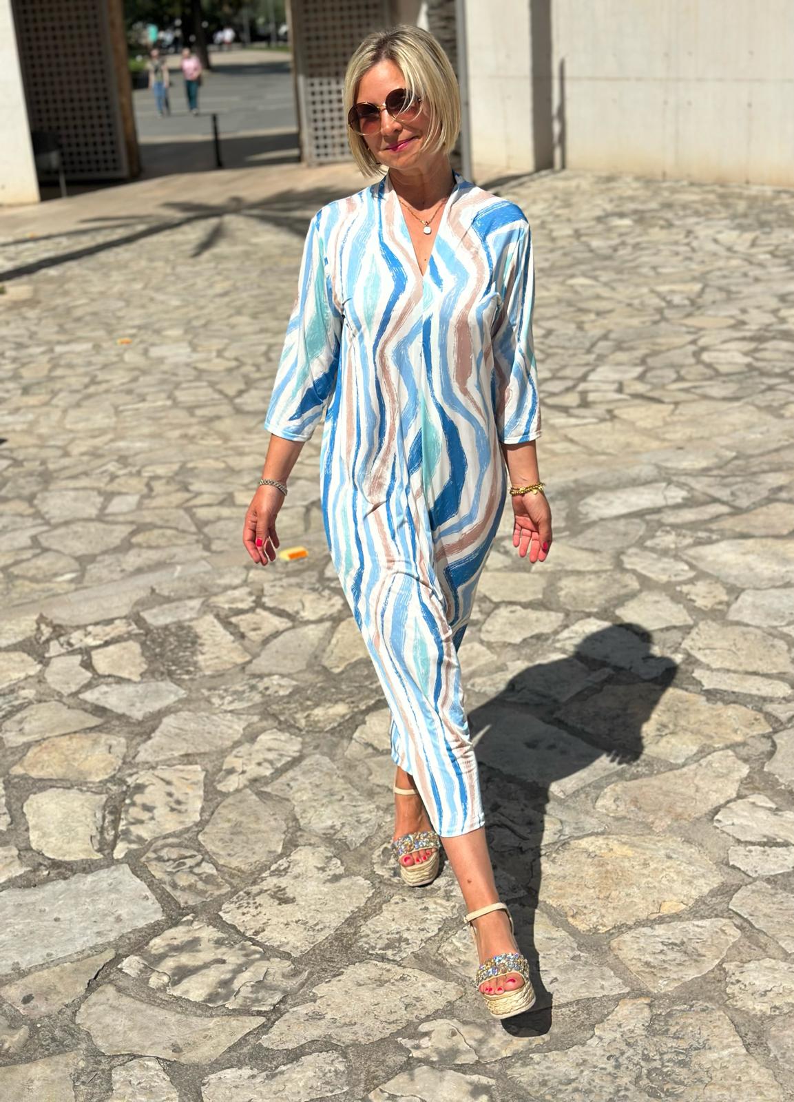 "Everyday-Chic" Maxikleid mit fließendem Muster in Summer Blue