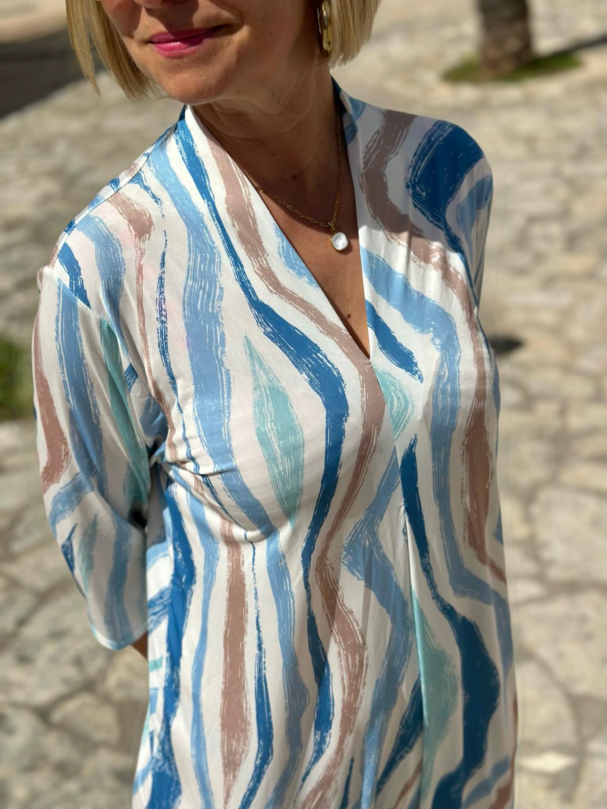 "Everyday-Chic" Maxikleid mit fließendem Muster in Summer Blue