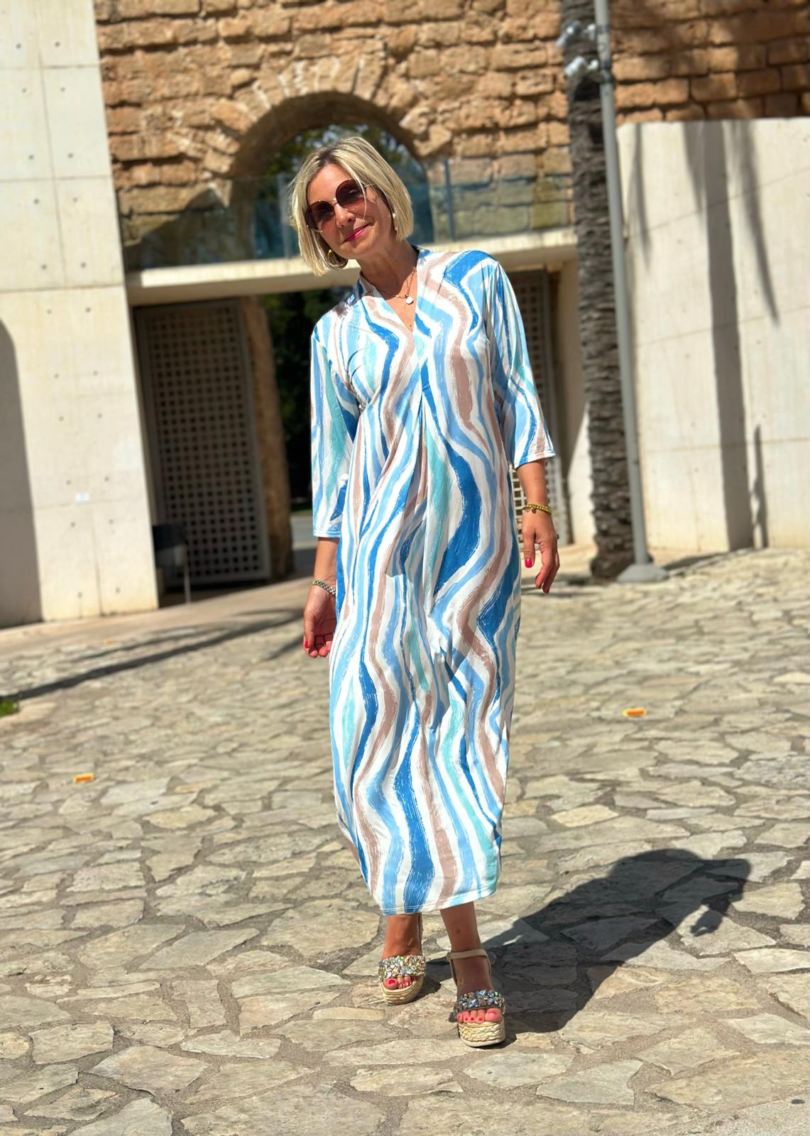"Everyday-Chic" Maxikleid mit fließendem Muster in Summer Blue