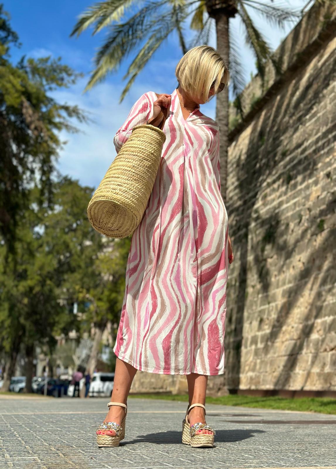 "Everyday-Chic" Maxikleid mit fließendem Muster in Sunny Rosé