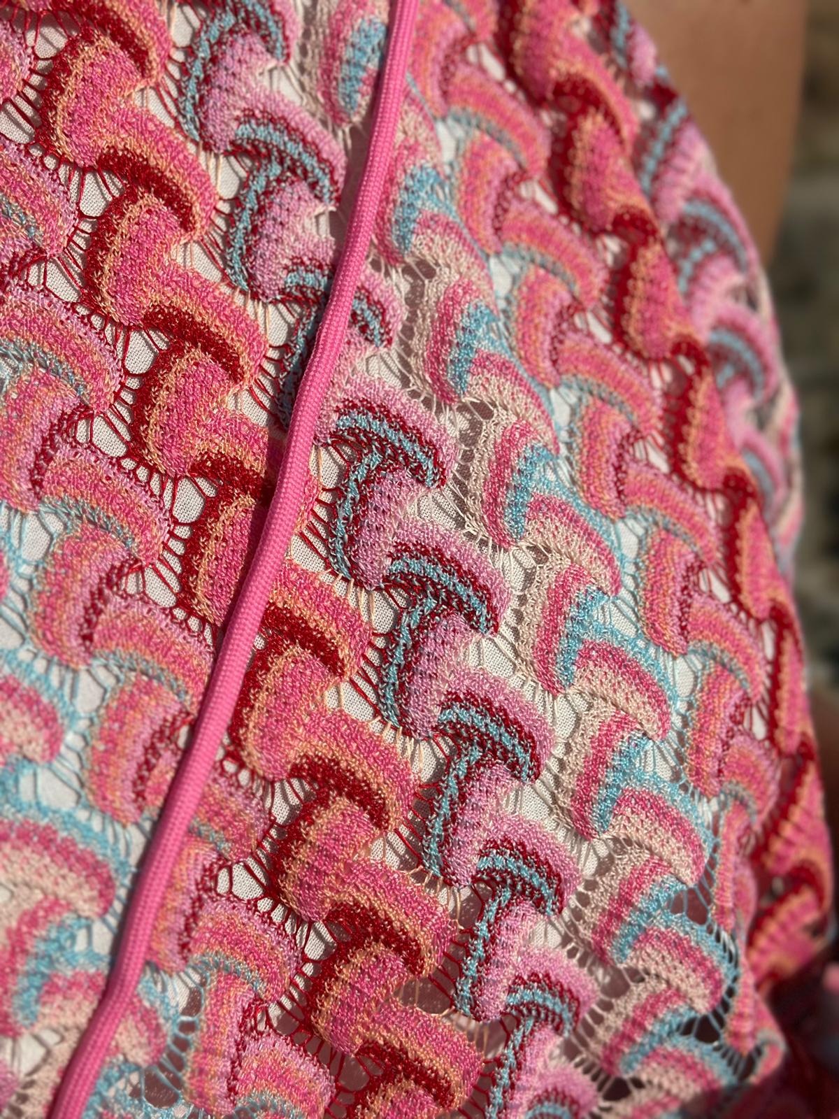 Feinstricktop "Sugar Pink" – Häkeloptik & Sommerliebe