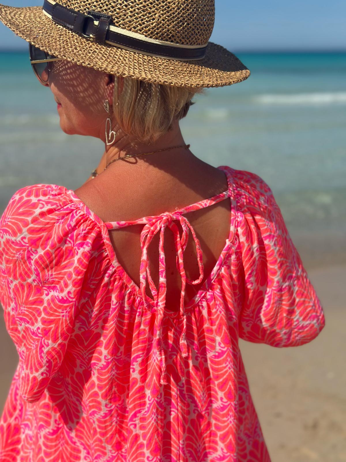 Sommerkleid „Mediterranean Breeze“ – Korall Weiß