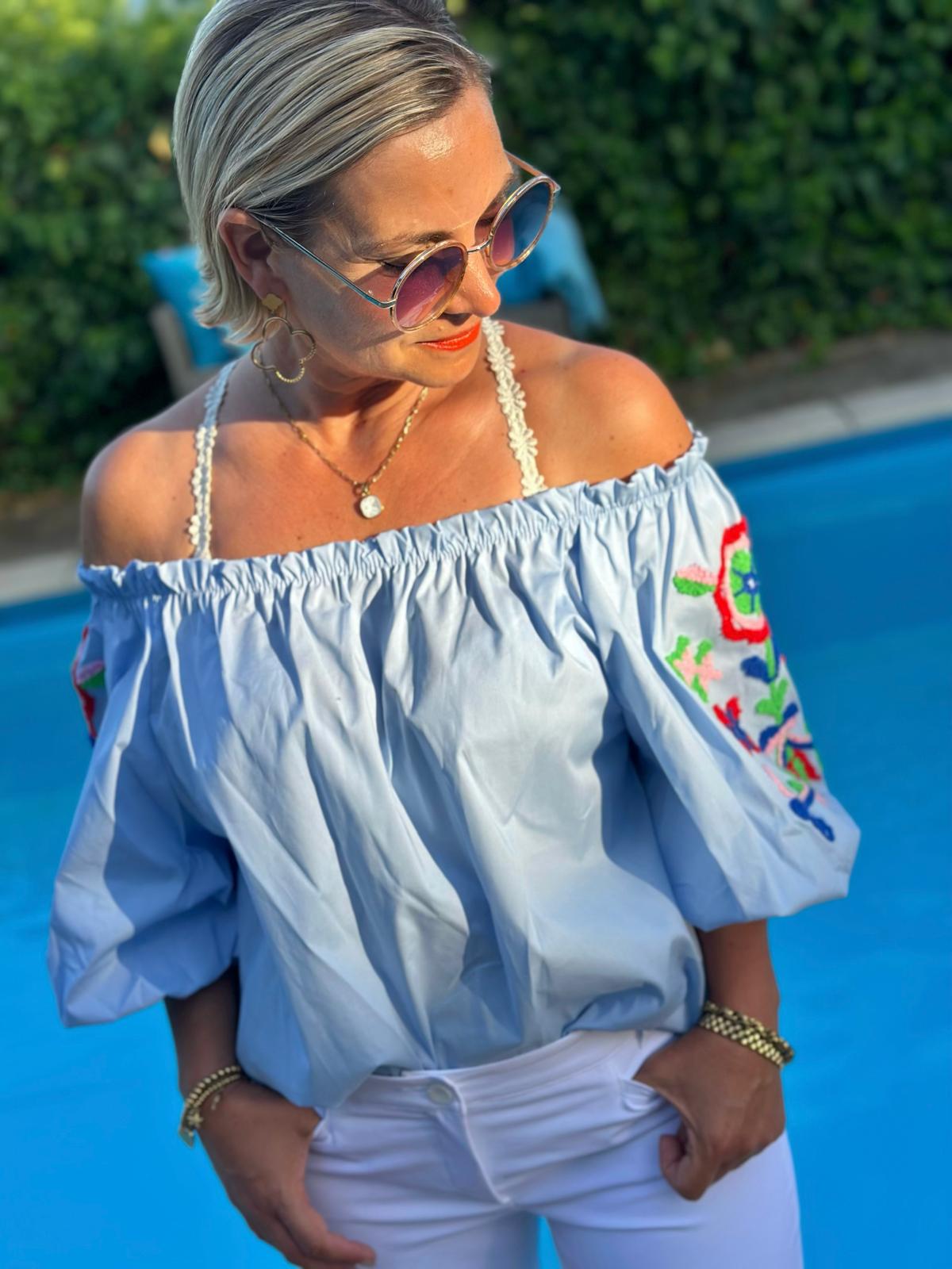 Boho Bluse „Summer Bloom“ Hellblau