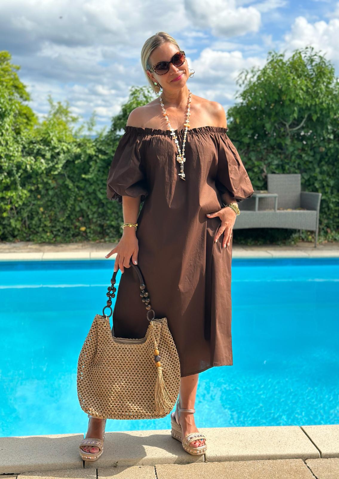 Off-Shoulder Kleid „Bella Marrone“ – Braun