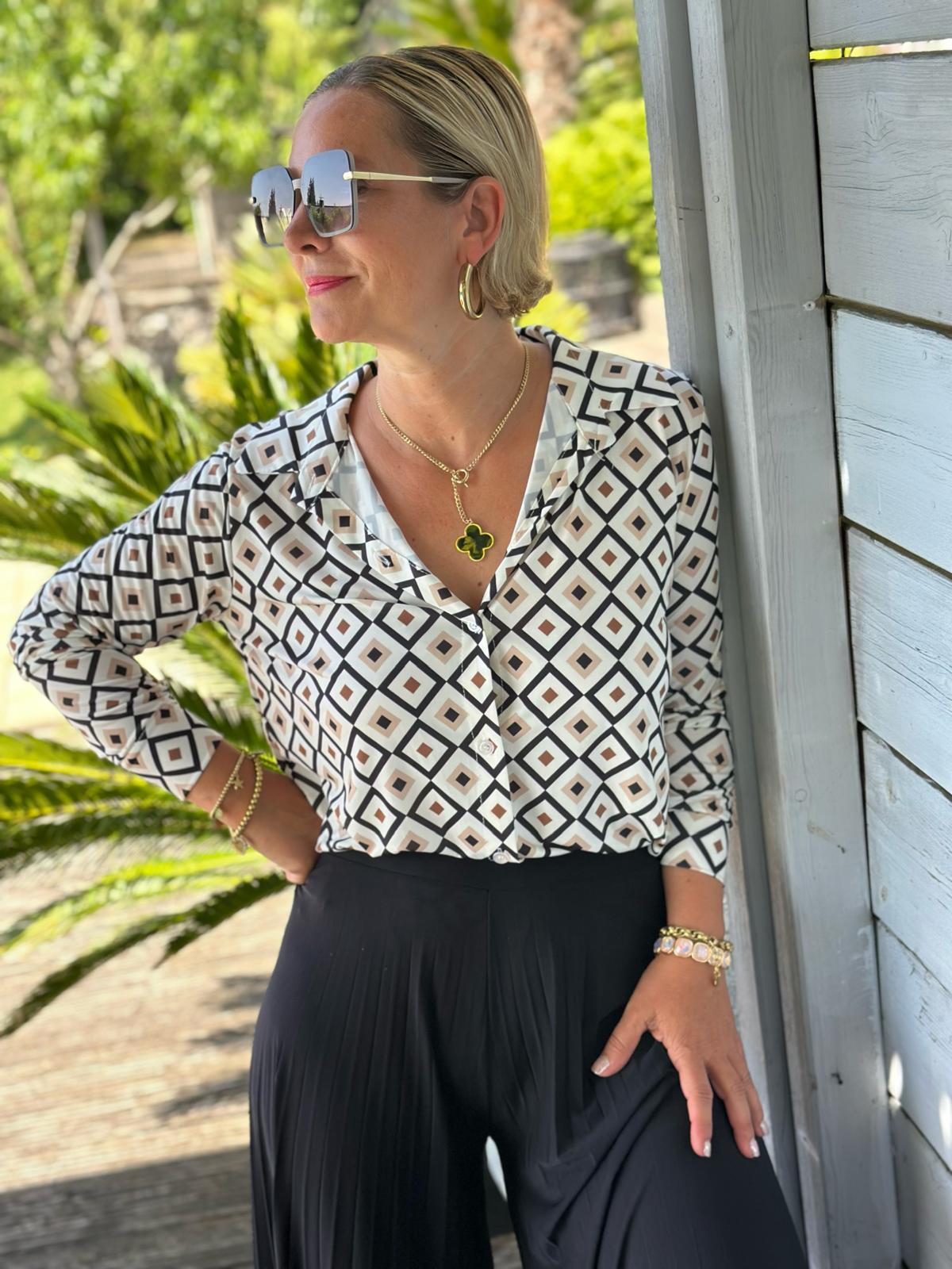 Bluse „Retro Chic“ in Classy Cremé