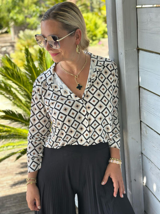 Bluse „Retro Chic“ in Classy Cremé