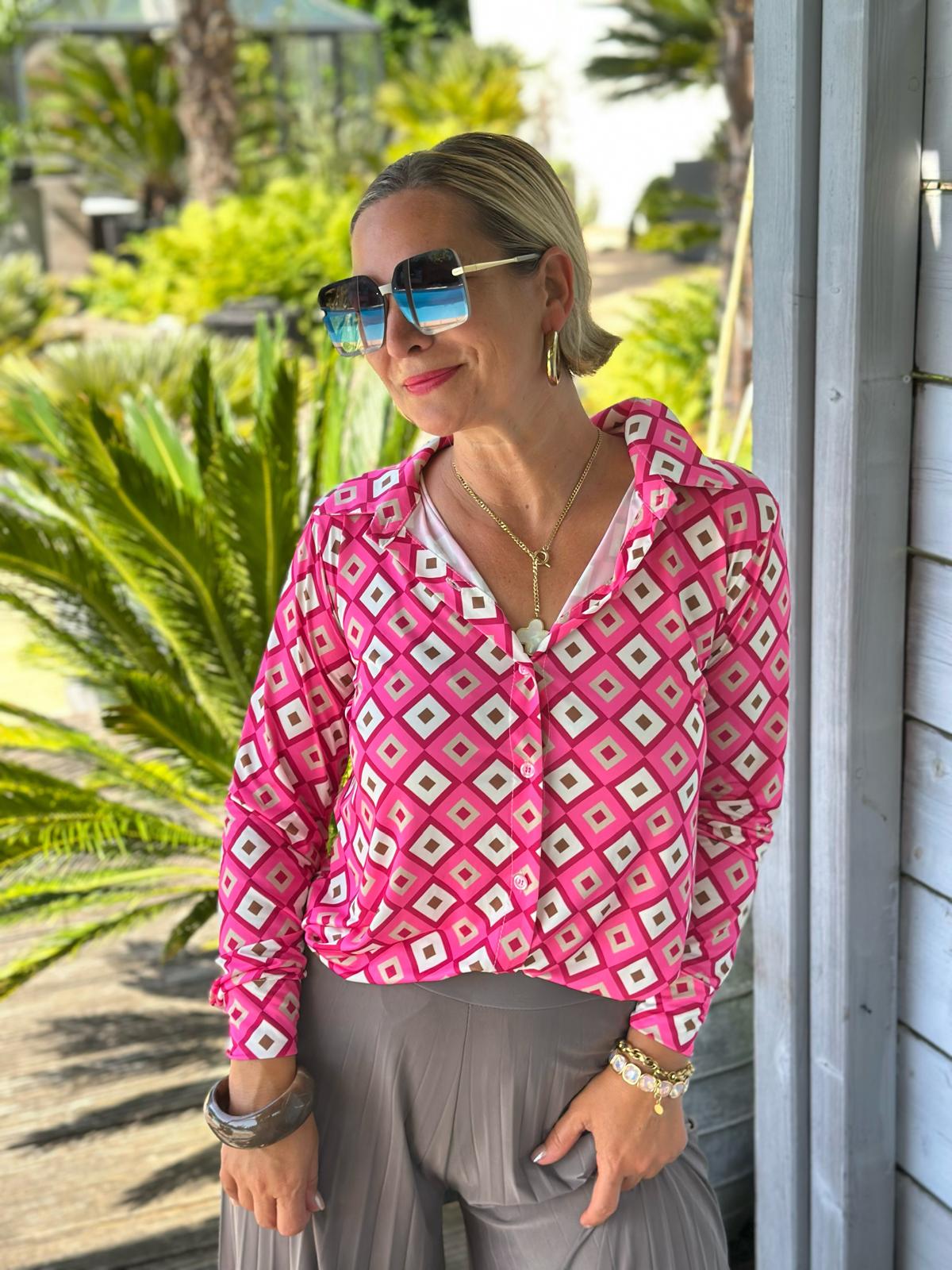Bluse „Retro Chic“ in Flashy Pink
