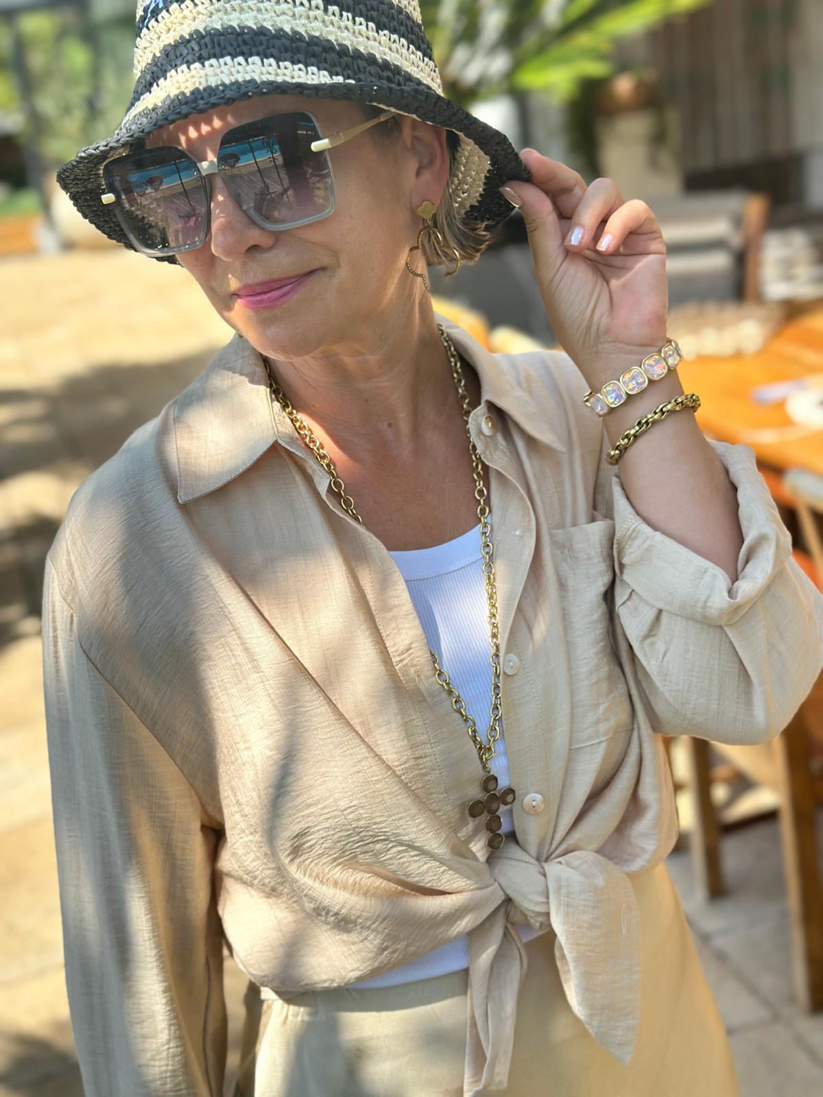 Bluse "Monaco Chic" in Dark Beige