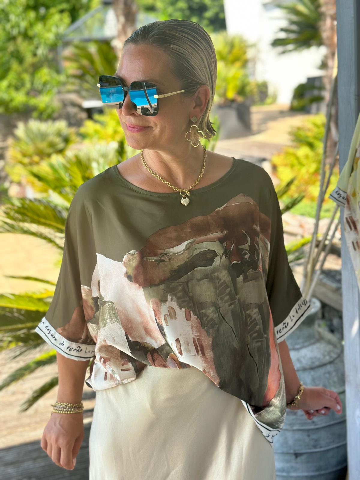Shirt „Amalfi Dreams“ in Oliv