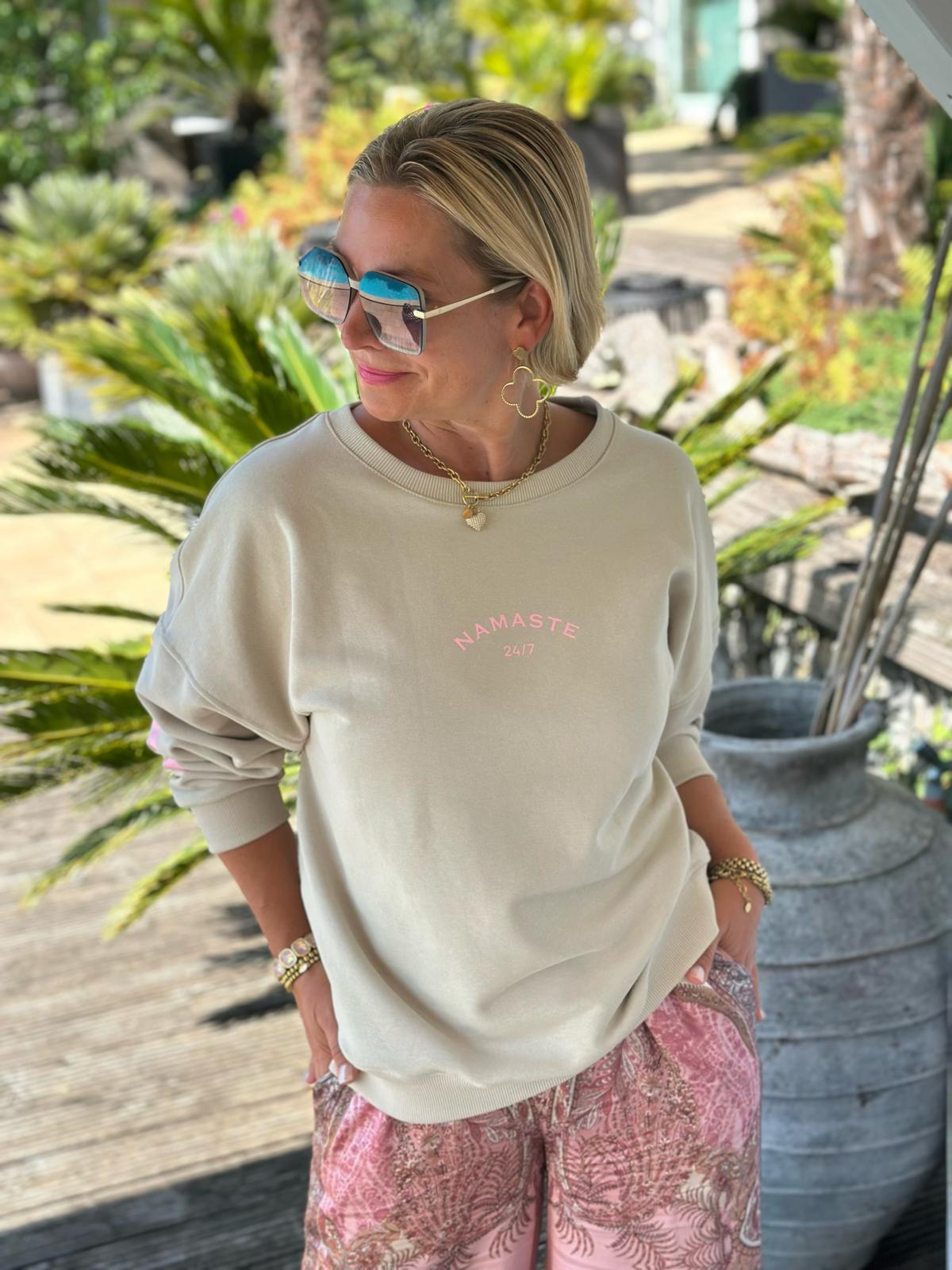 Namaste Bliss Sweatshirt – Sand & Rosa