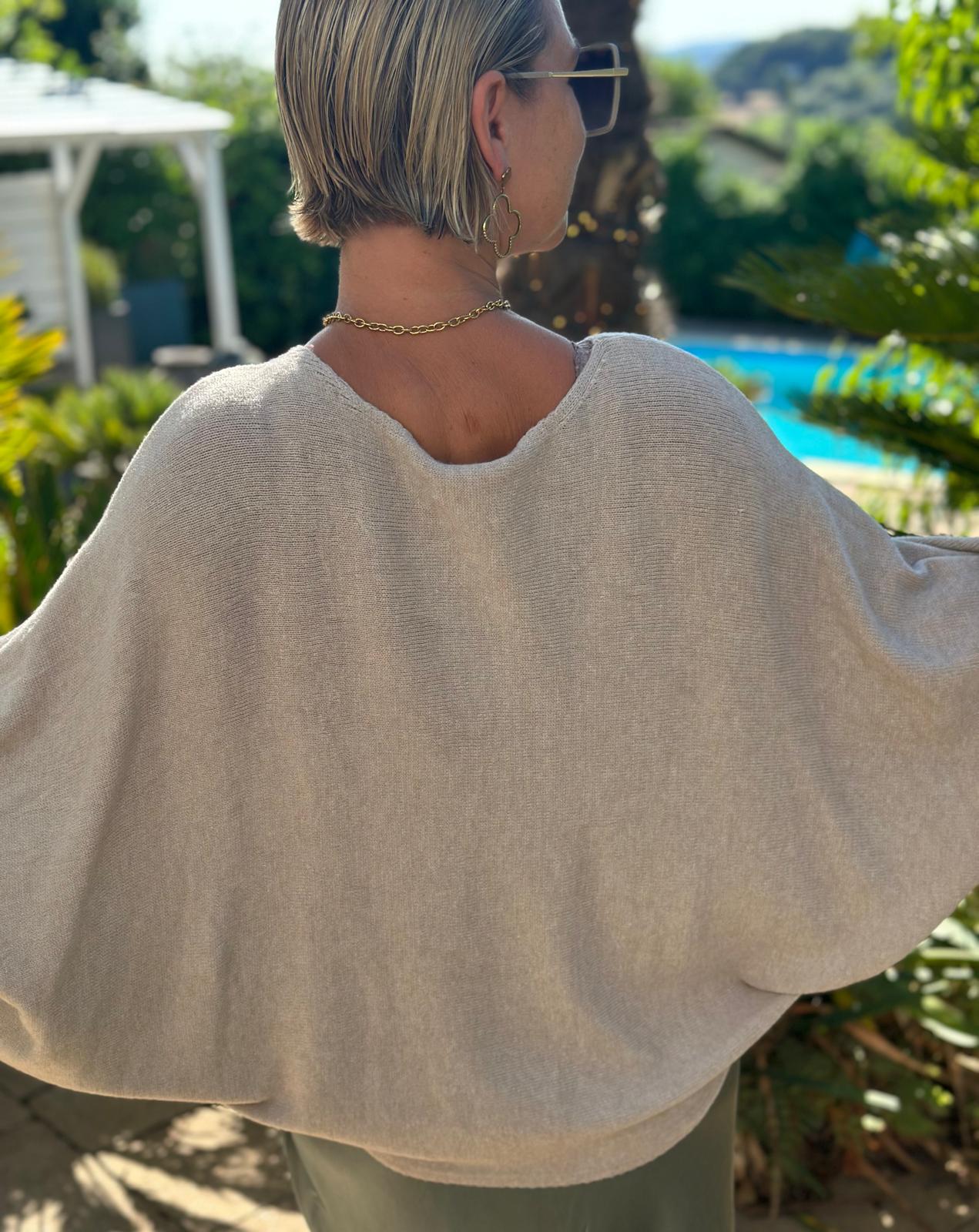Pullover "Beige Love"