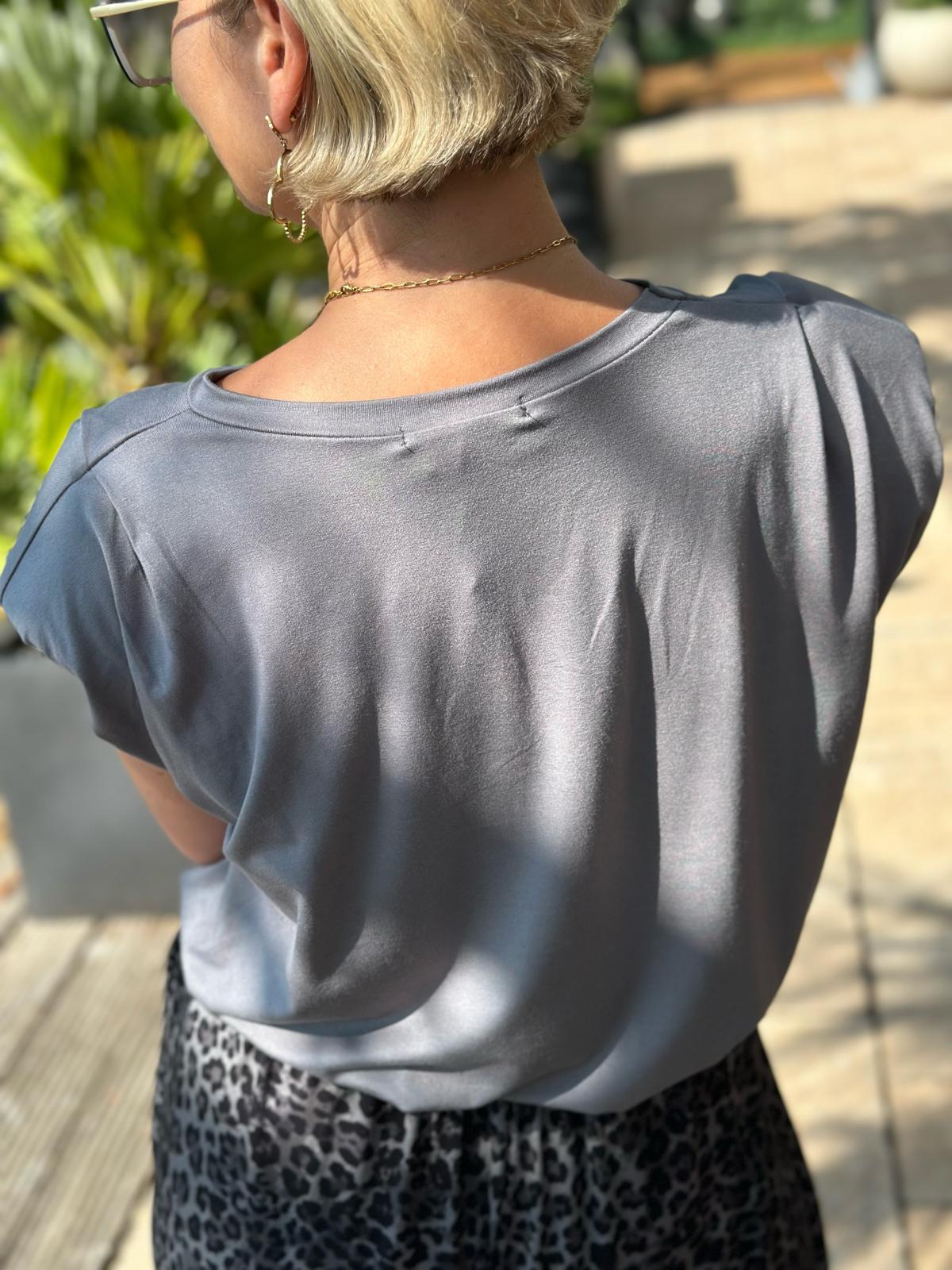 Shirt "Urban Chic" in Grau